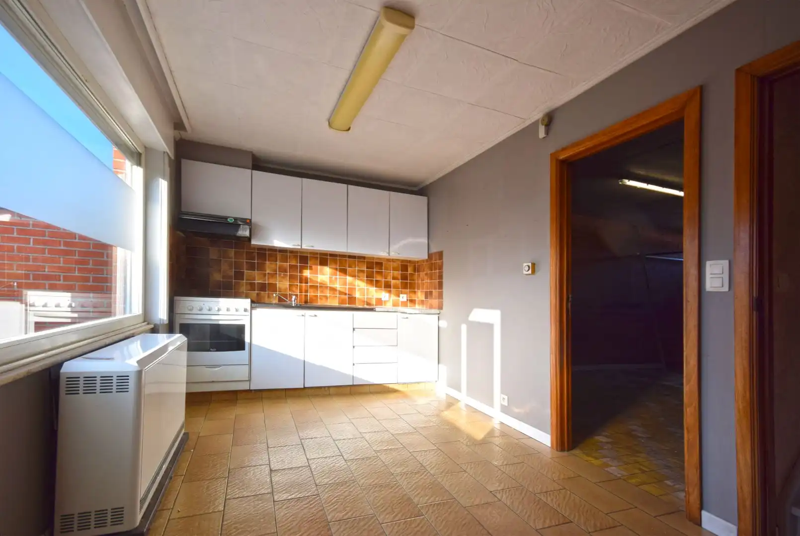 HALFOPEN BEBOUWING MET POTENTIEEL foto 5