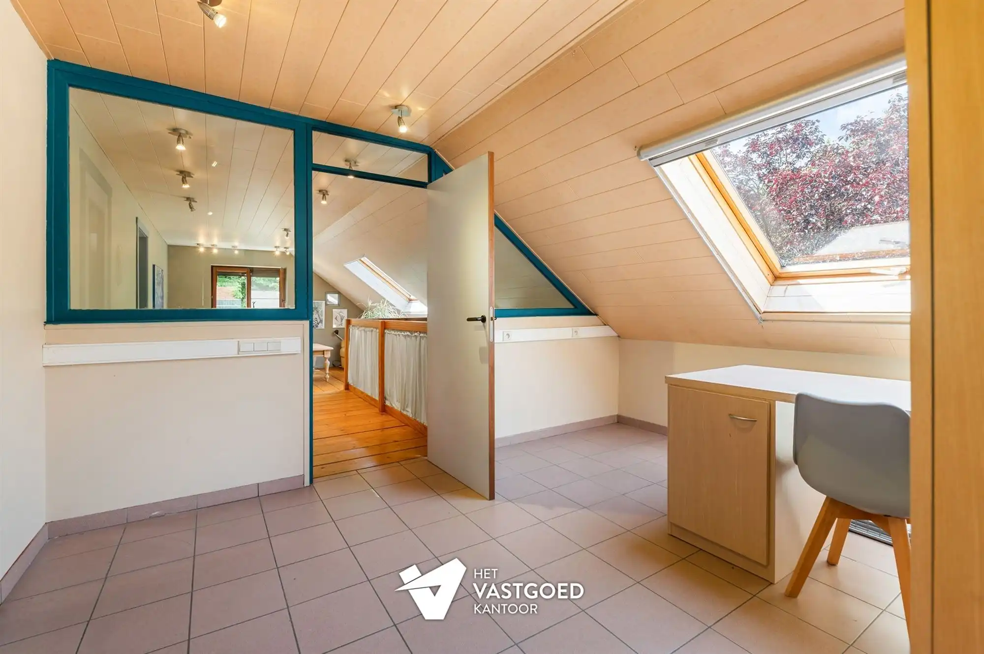 RUIME WONING (5 SLPKS) MET WERKHUIS 120M2 OP TOP-LIGGING! foto 16