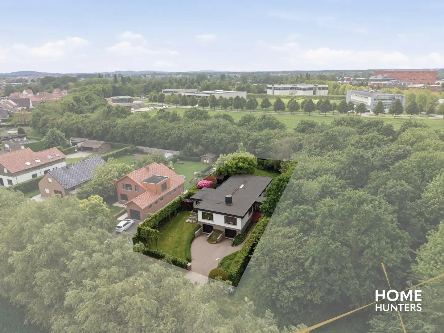Statige gelijkvloerse villa op  een ruim perceel met 3 slaapkamers op gunstige locatie te Sint -Jan foto 44