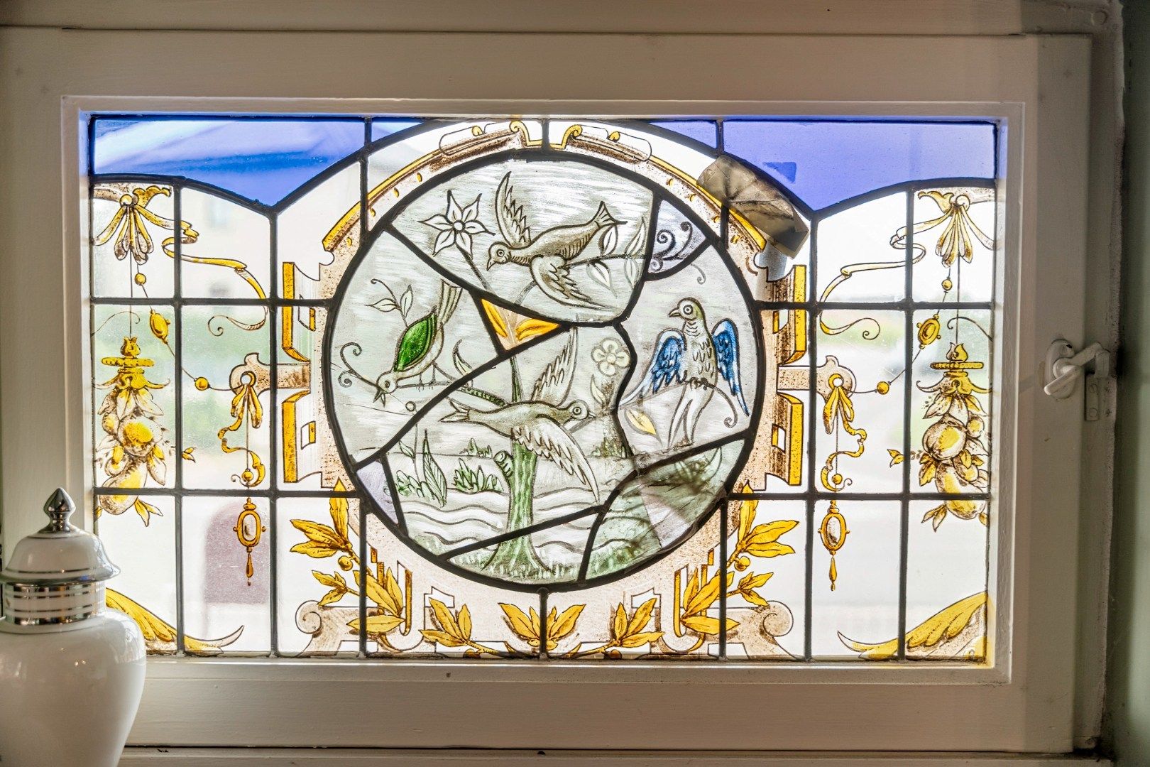 Halfvrijstaande gezinswoning op een ruim perceel van 13a80ca op wandelafstand van het centrum van Opoeteren! foto 6