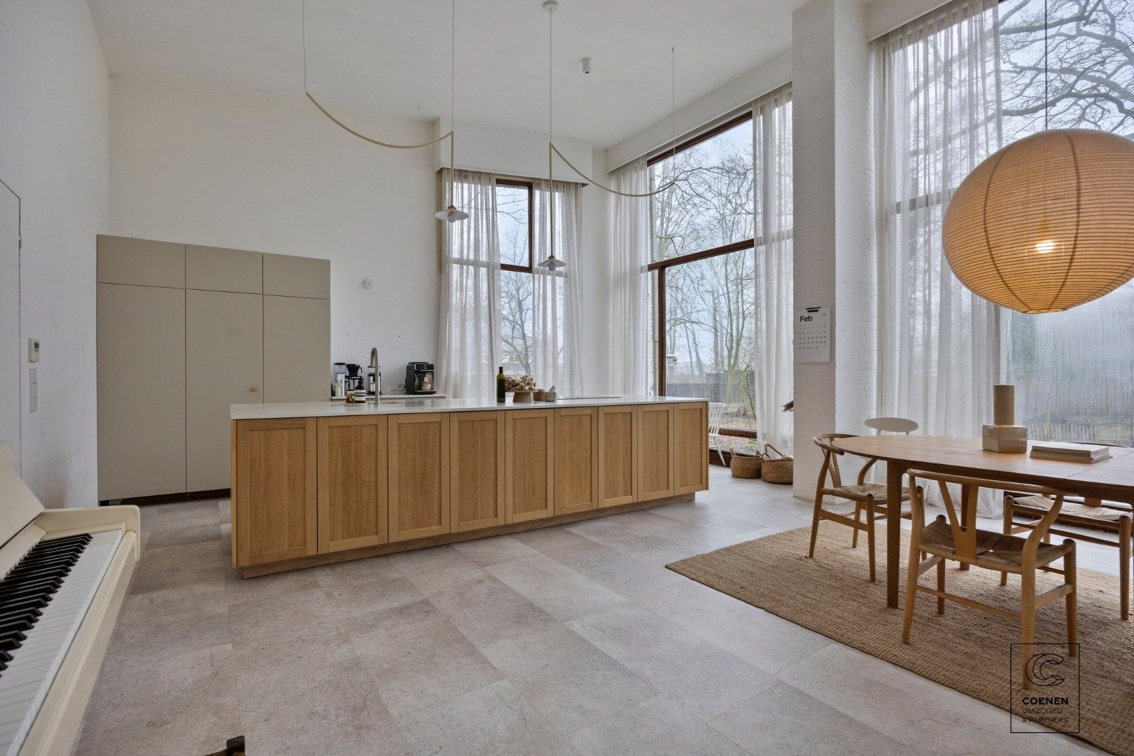 Verder te renoveren villa met een bew opp van 400m² op 5500m² grond op een schitterende ligging te Oud-Turnhout. foto 8