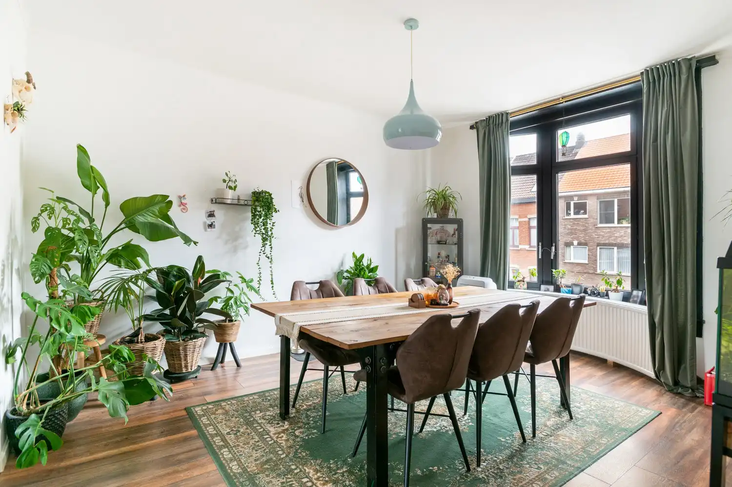 Ruim duplex appartement met 2 slaapkamers en terras foto 2