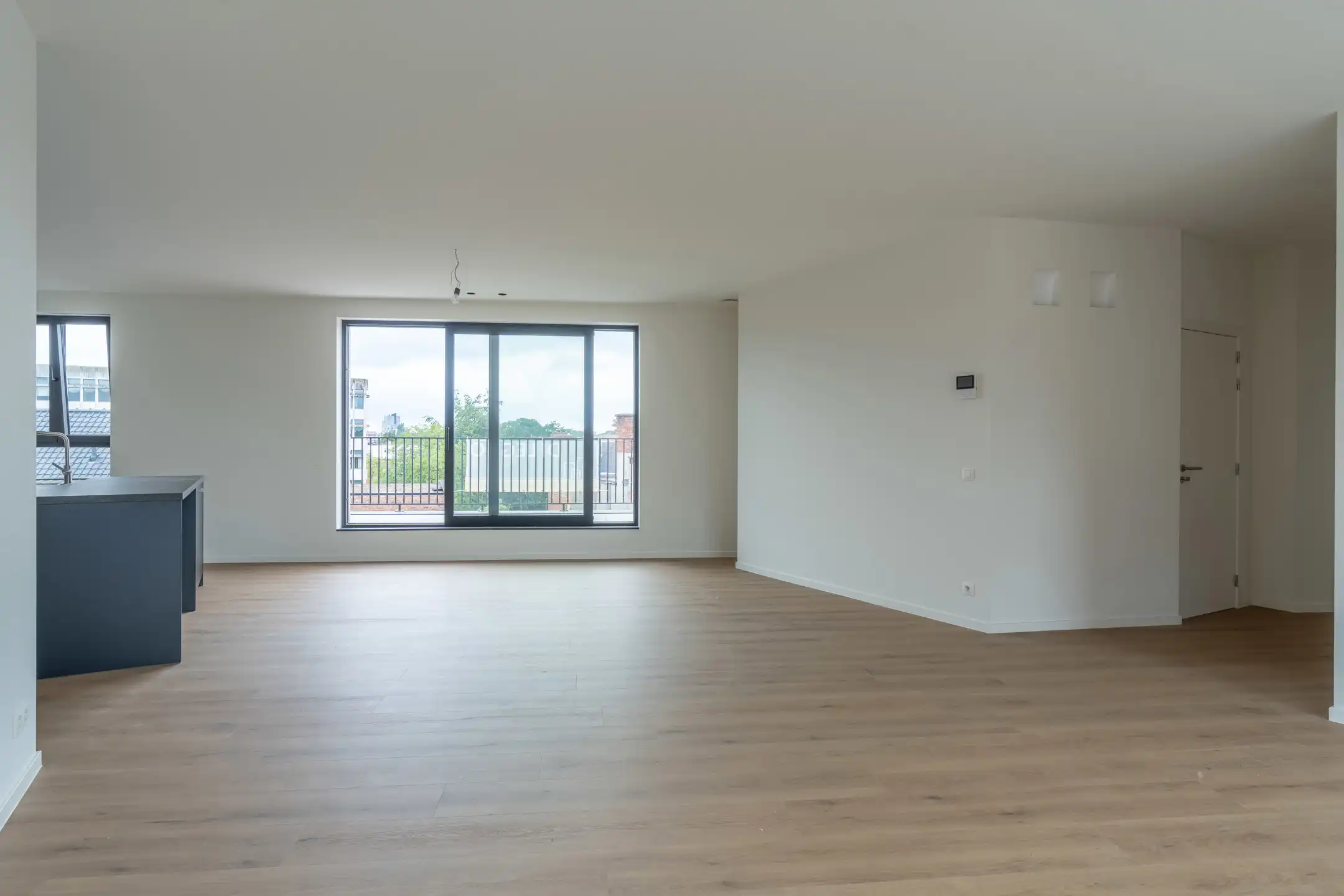 Knappe en lichte penthouse op de 3e verd. met 2 gr. terrassen foto 9