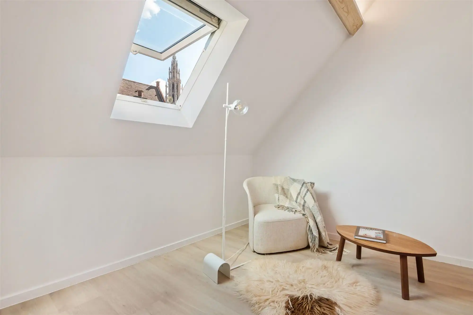 Instapklare woning met 2 slaapkamers en polyvalente ruimte. foto 18