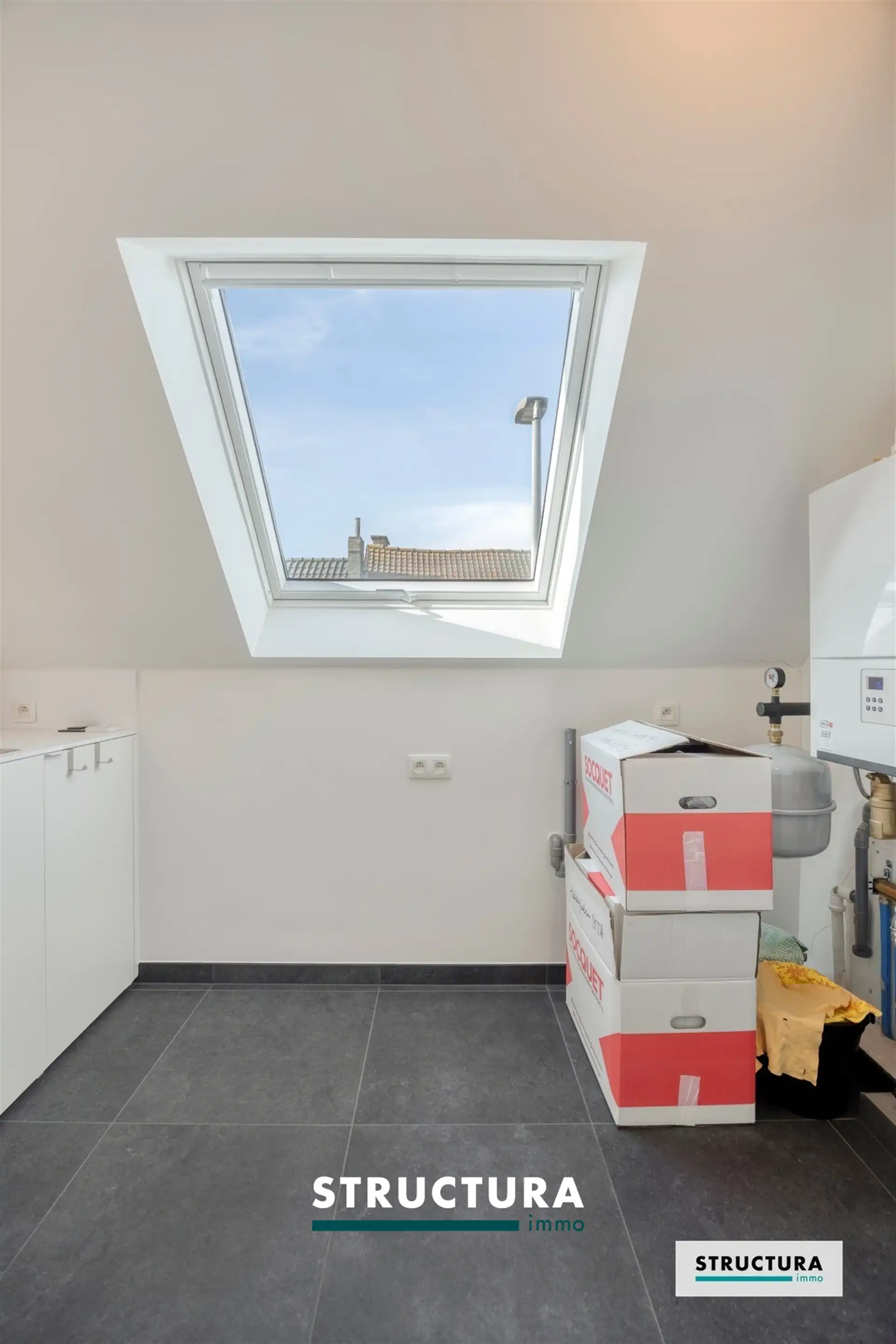 Luxueus appartement op de bovenste verdieping foto 17