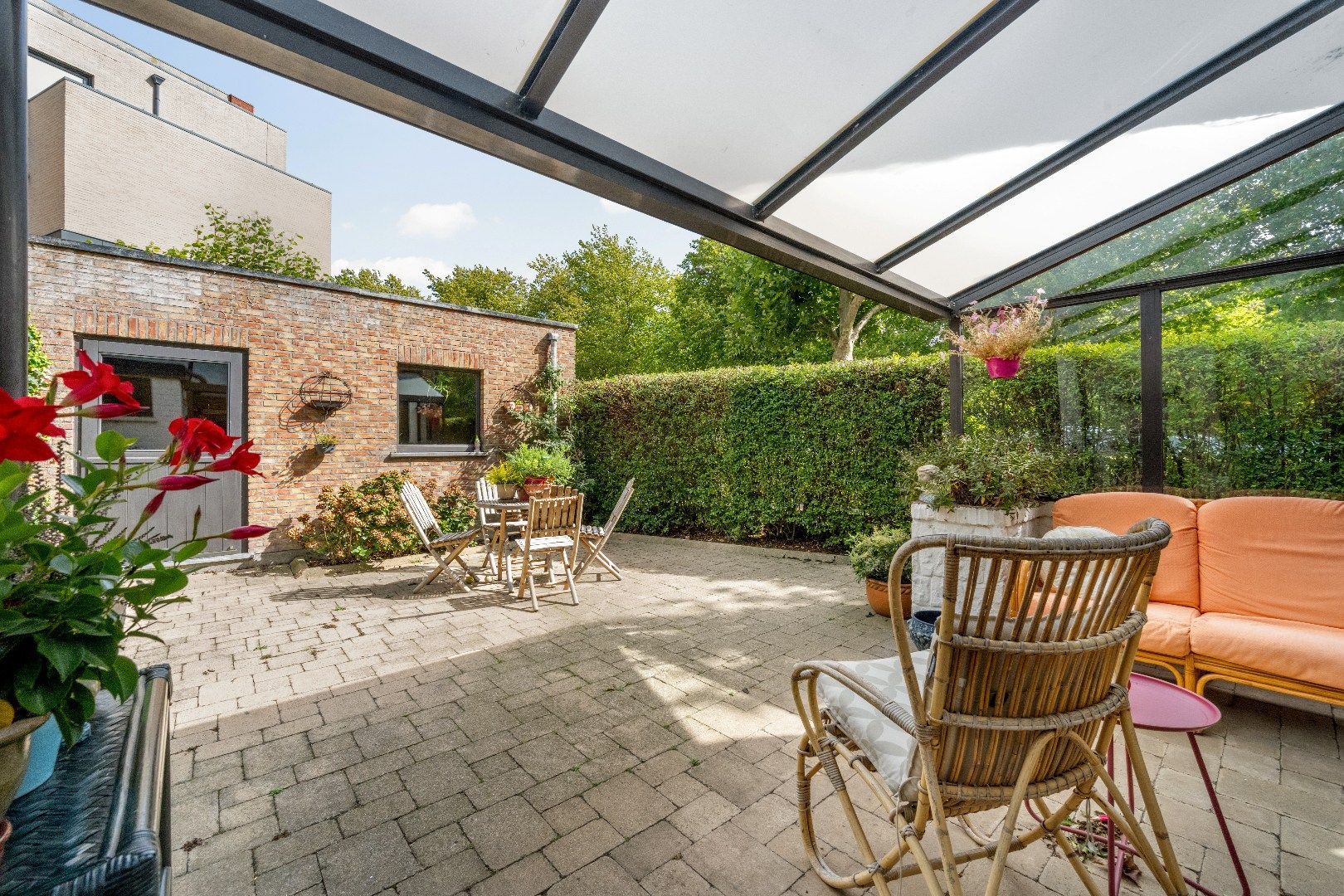 Prachtige ruime half-open woning foto 10