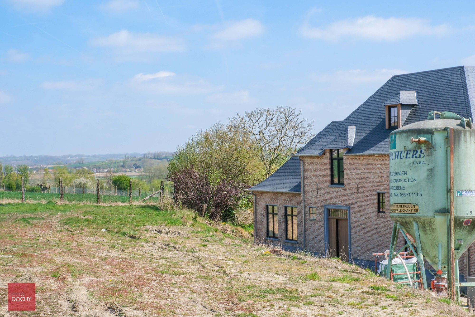 NIEUWGEBOUWDE RUIME CASCO-VILLA met prachtig vergezicht foto 11