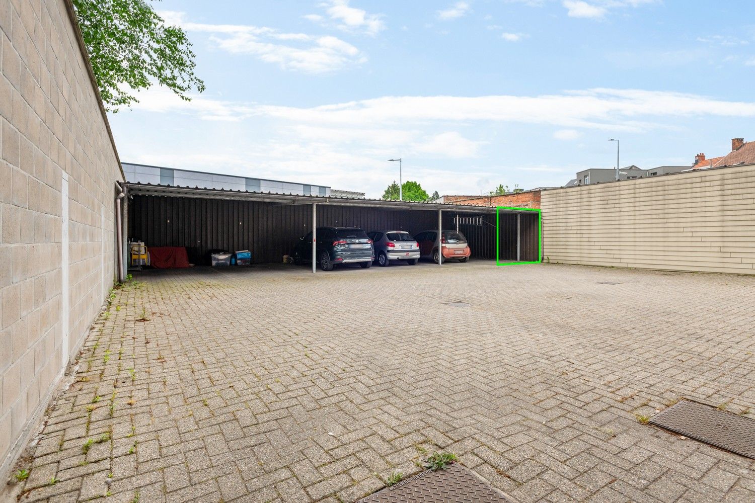 Ruim appartement met autostaanplaats in het centrum van Merksem! foto 15