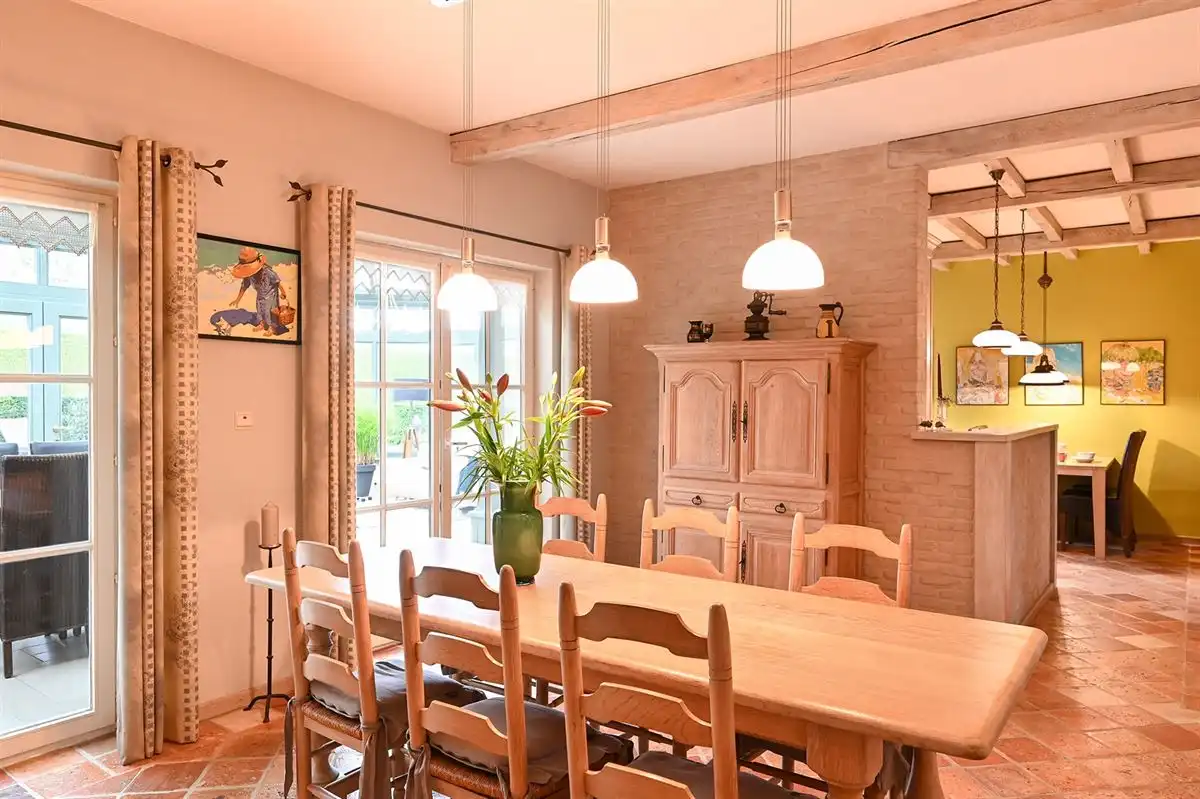 Instapklare villa met zwemvijver foto 43