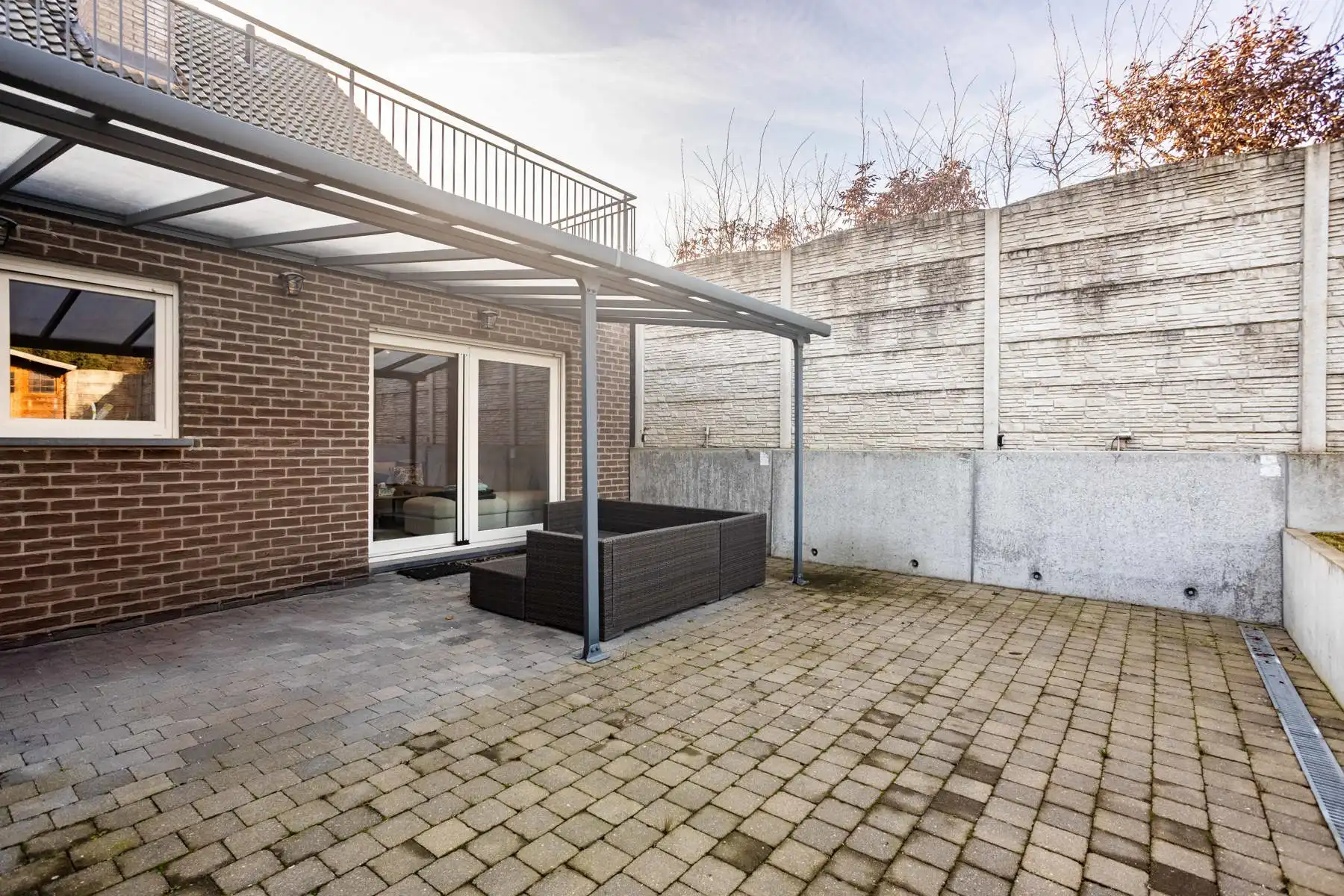 Instapklare recente woning met 4 slaapkamers en 3 badkamers! foto 26