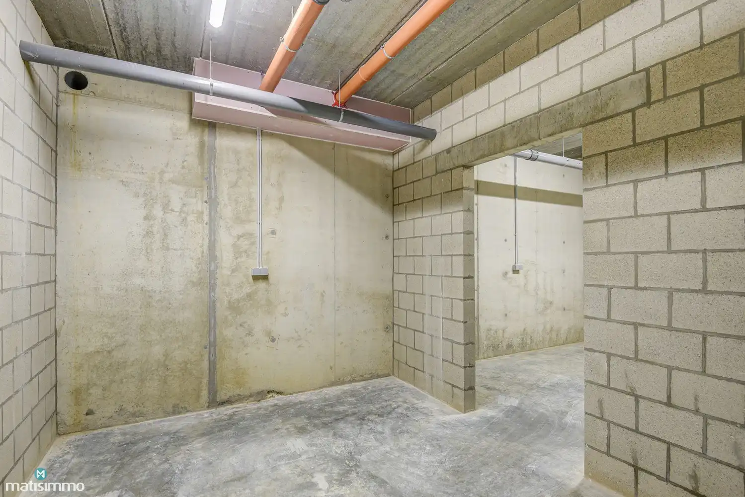 RUIM NIEUWBOUW APPARTEMENT MET 2 SLAAPKAMERS, OVERDEKT TERRAS, GARAGE, AUTOSTAANPLAATS EN KELDERBERGING TE BEVERST foto 18