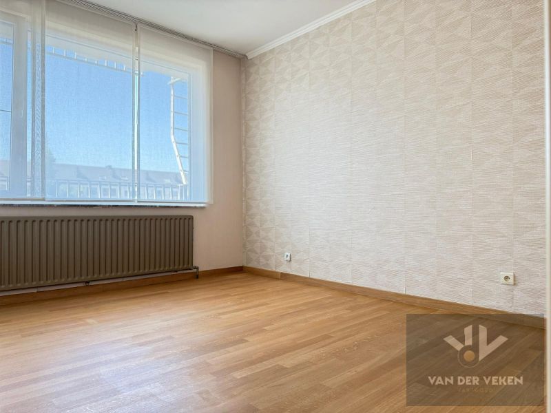 RUSTIG GELEGEN 2-SLPK-APPARTEMENT DICHTBIJ HET CENTRUM VAN HASSELT. foto 10