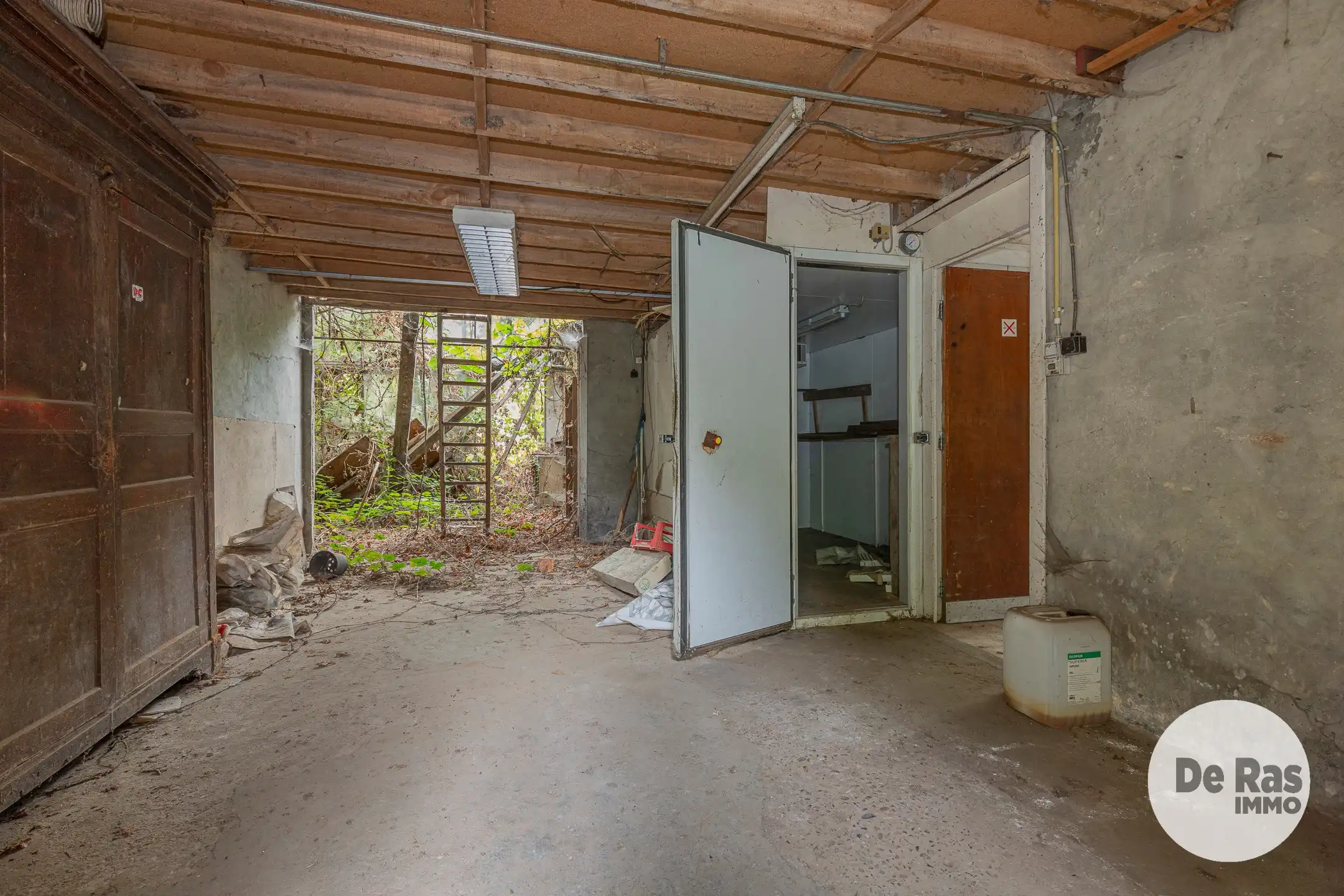 WICHELEN - Te renoveren landbouwwoning met weide en serre foto 29