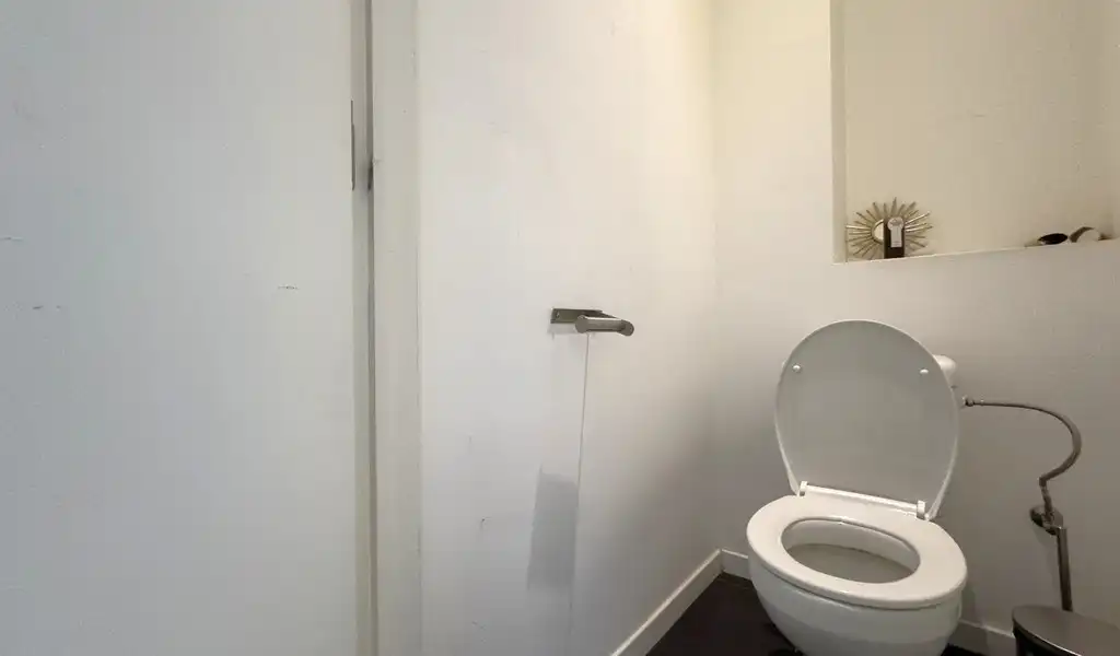 Kantoor in loftstijl te huur aan Ijzerlaanbrug te Antwerpen foto 11