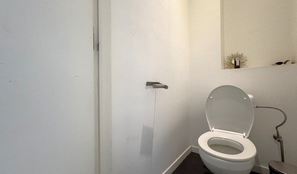 Kantoor in loftstijl te huur aan Ijzerlaanbrug te Antwerpen foto 11