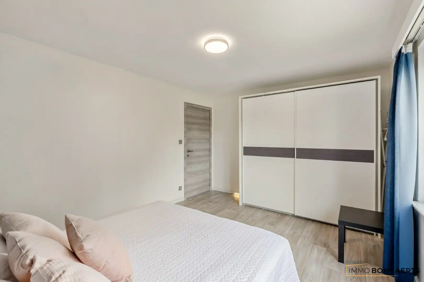 Gemeubeld appartement met 2 slaapkamers foto 9
