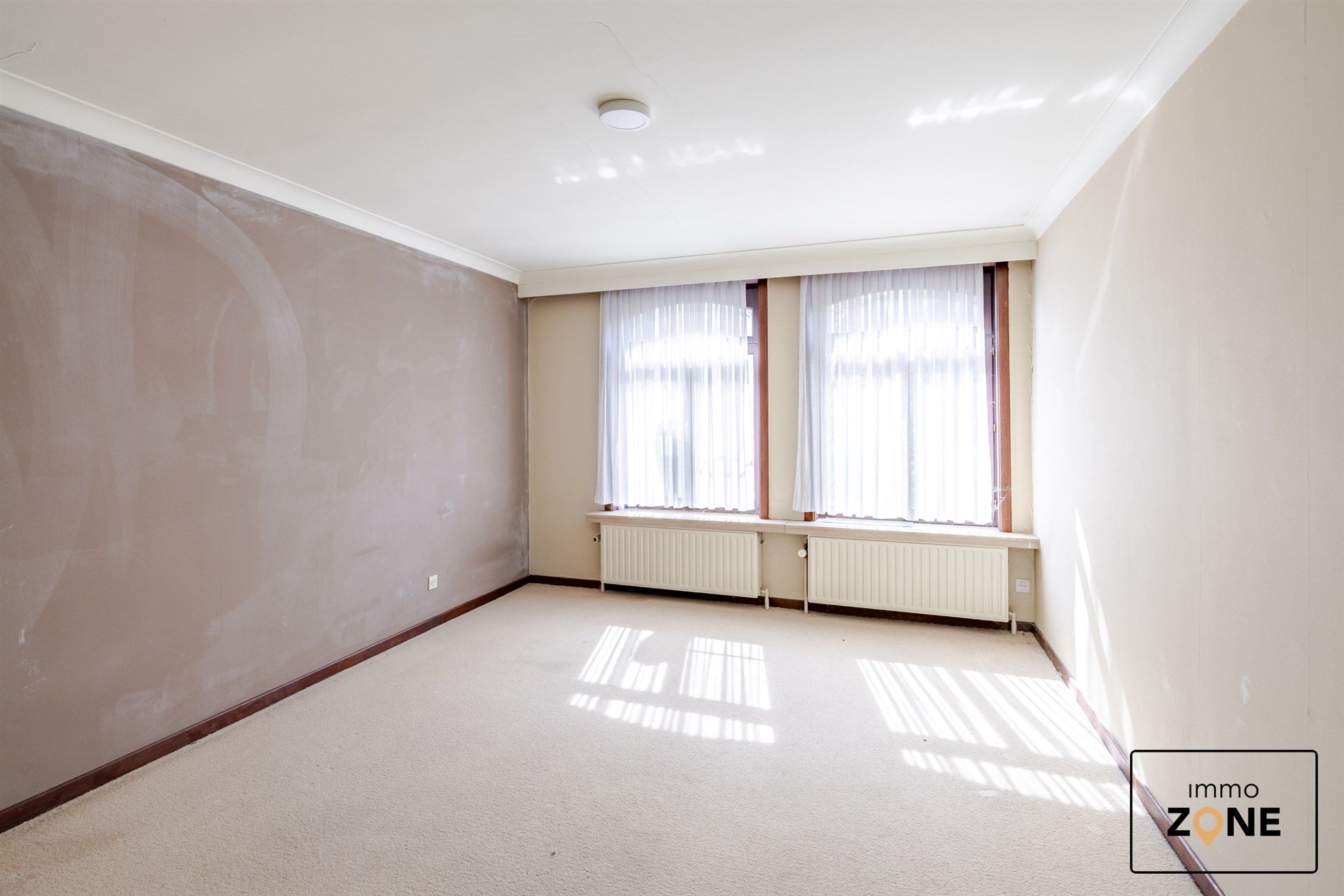 Handelspand met appartement te koop in het centrum van Hamme foto 16