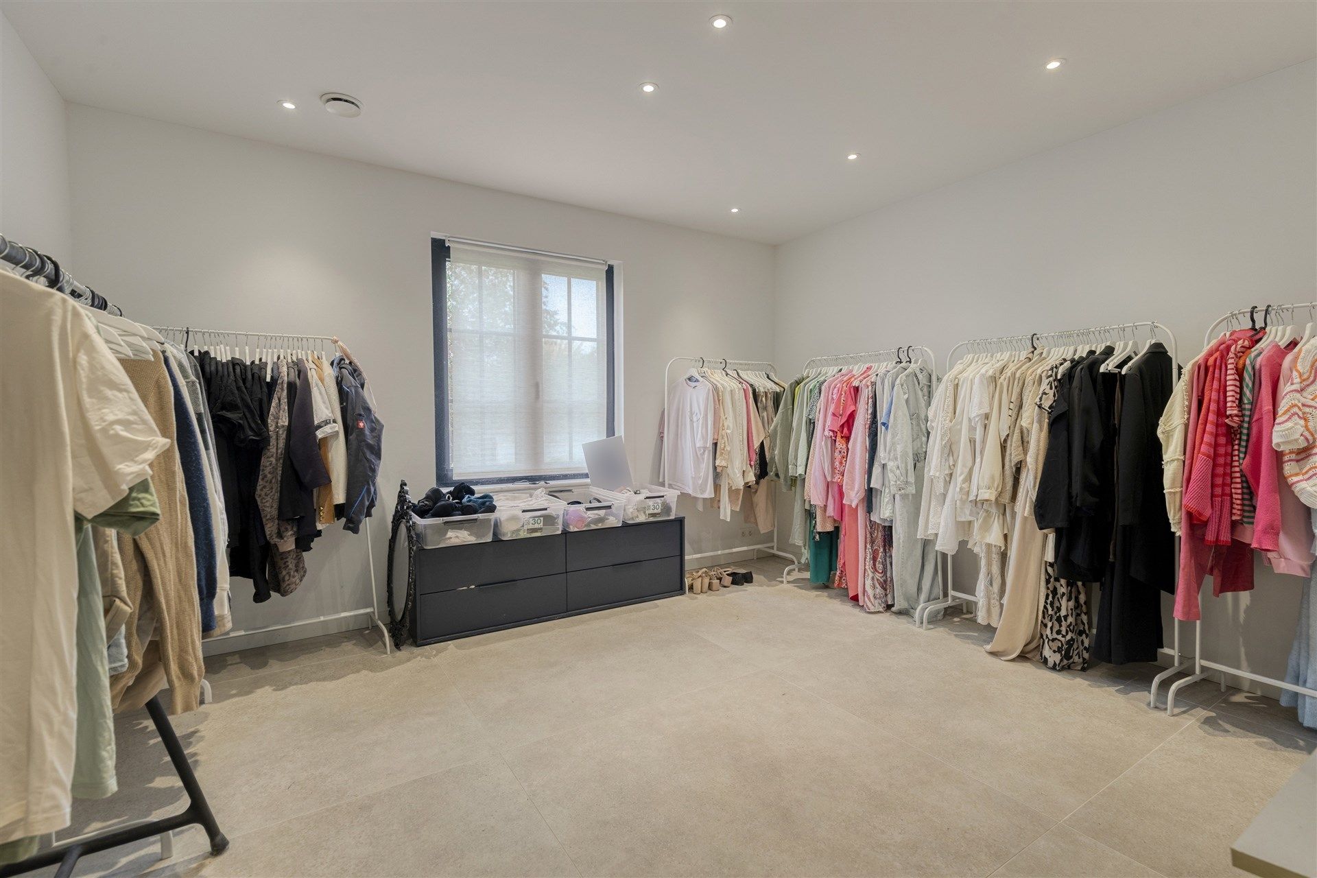 Luxueuze woning met riante tuin te Sint-Lievens-Houtem foto 26