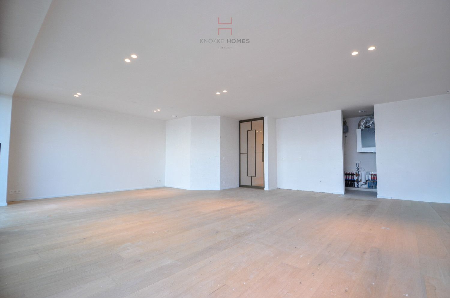 Uitzonderlijk nieuwbouw appartement bij de zeilclub RBSC in Duinbergen foto 4