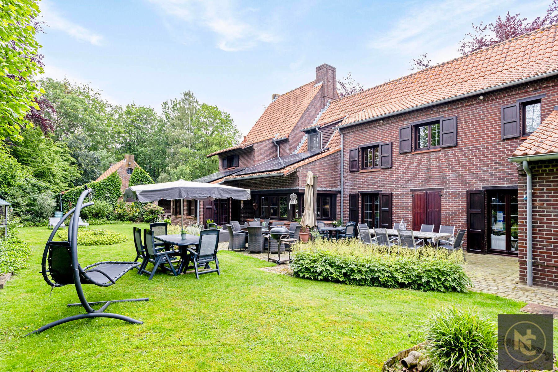 Uitzonderlijke villa met 6 slaapkamers en 2 garages foto 35