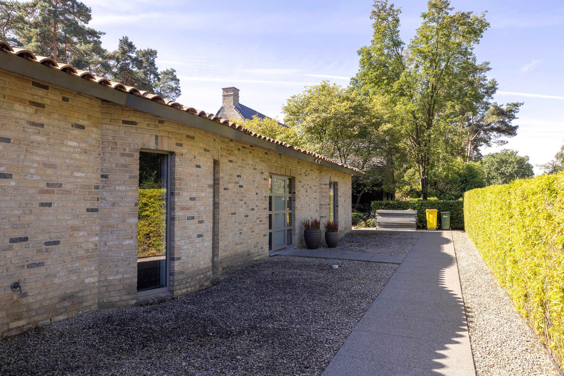 Laagbouwvilla met 3 slpk, 2 bdk, zwembad en poolhouse foto 37