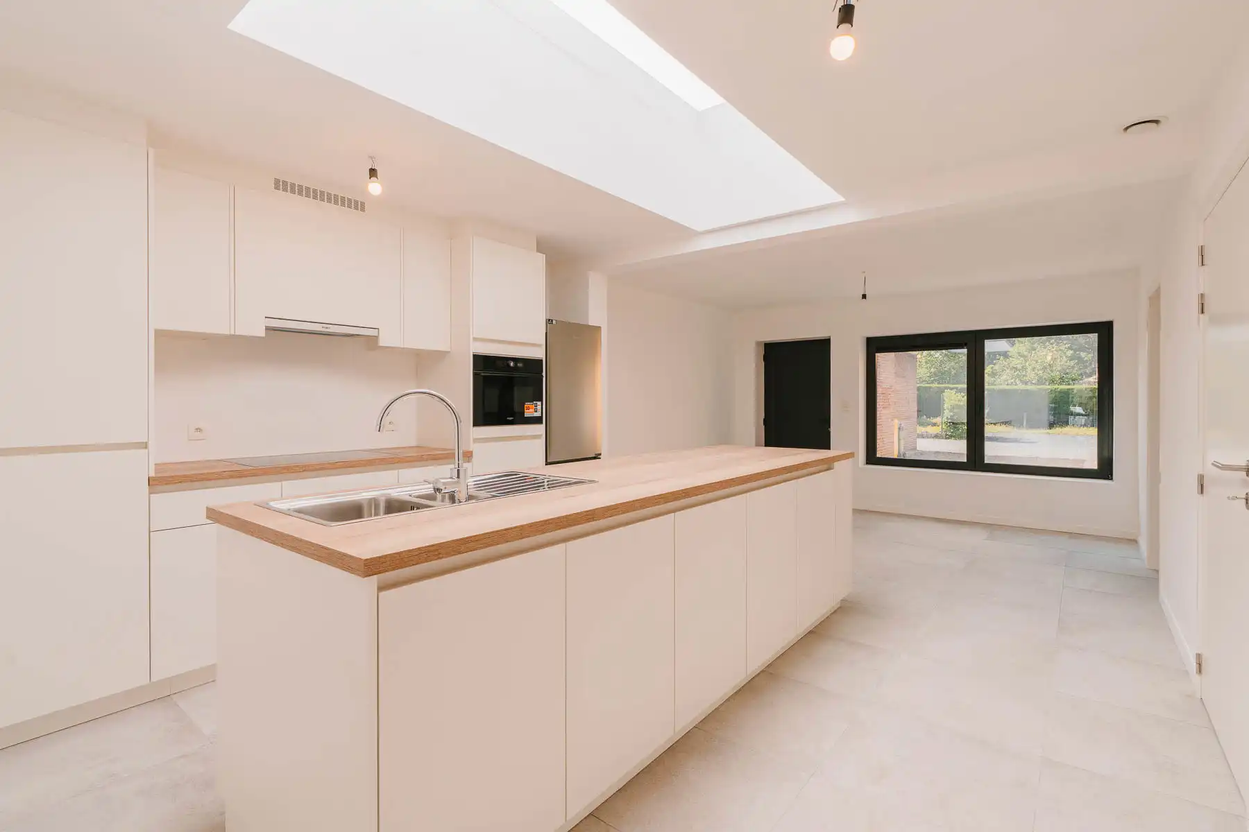 Instapklare, energiezuinige woning met gezellig terras foto 7