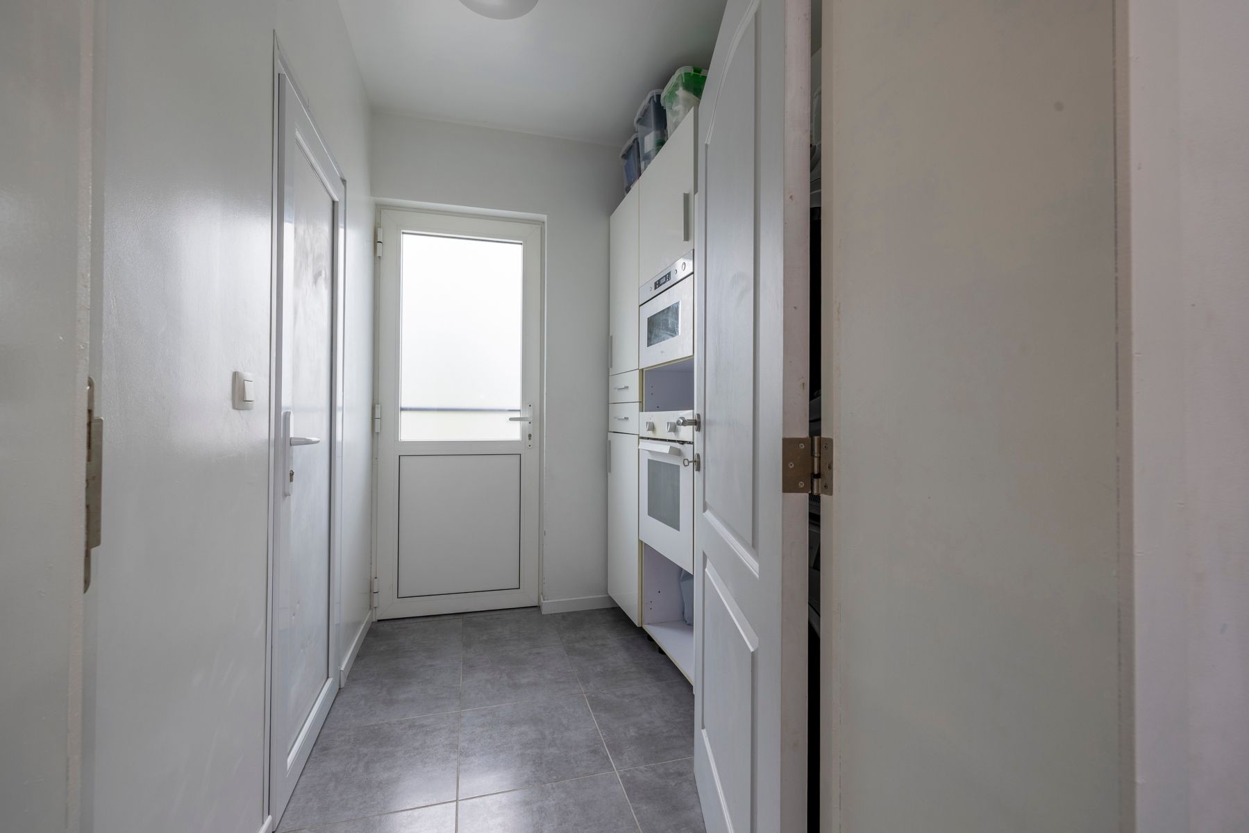 Instapklare woning met 4 slaapkamers en aangename tuin! foto 6