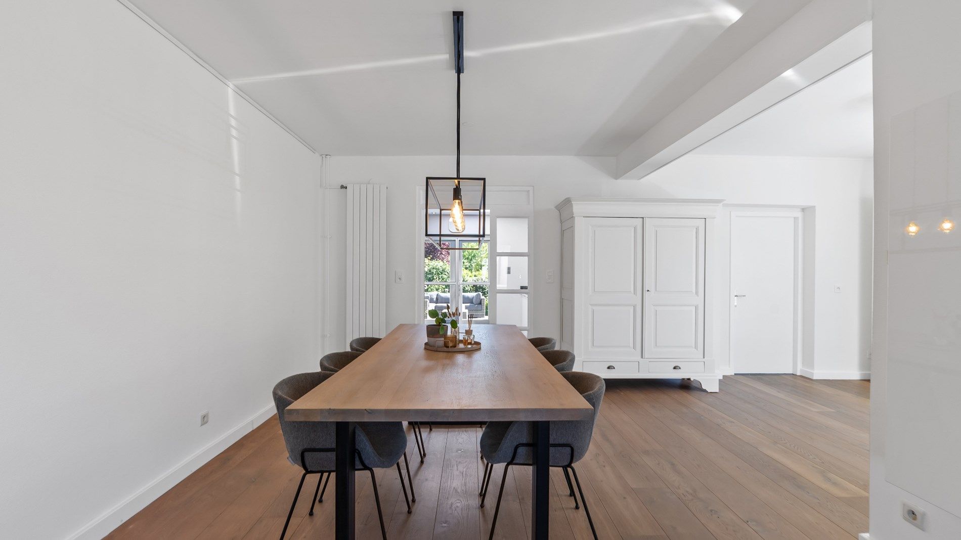 Volledig gerenoveerde, instapklare woning vlakbij Maastricht foto 12
