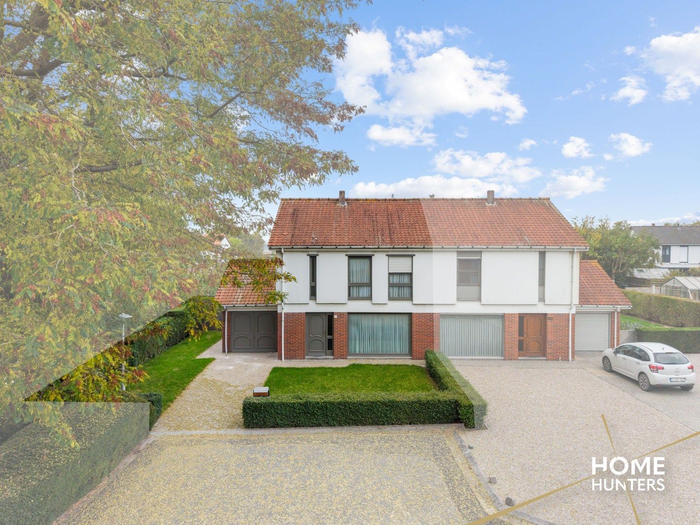 Charmante halfopen woning met tuin & garage foto 24