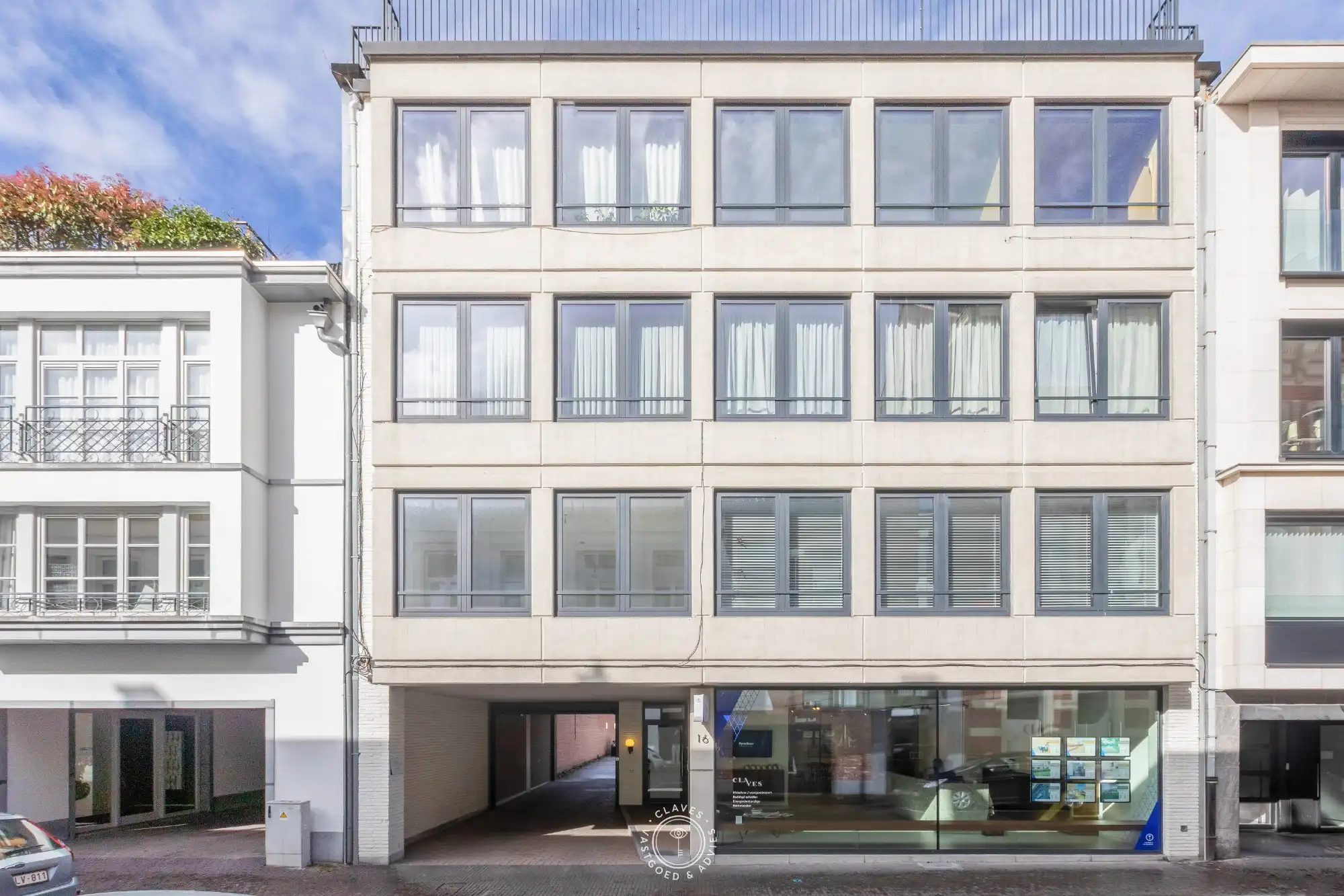 Dakappartement met ruim zuidgericht terras in centrum Sint-Niklaas foto 16