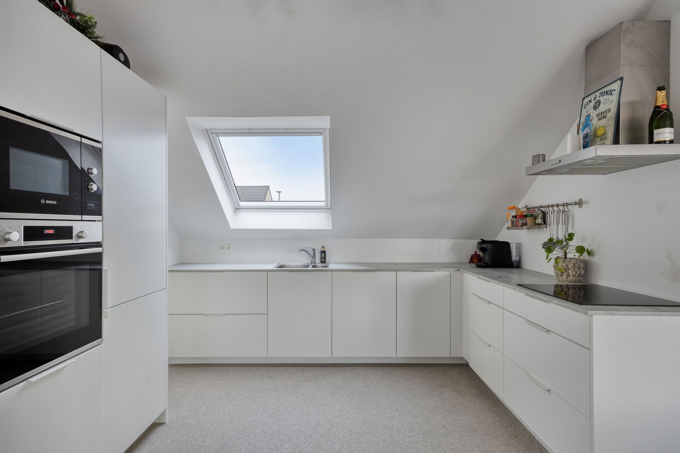 Appartement met 3 slaapkamers op strategische locatie foto 12