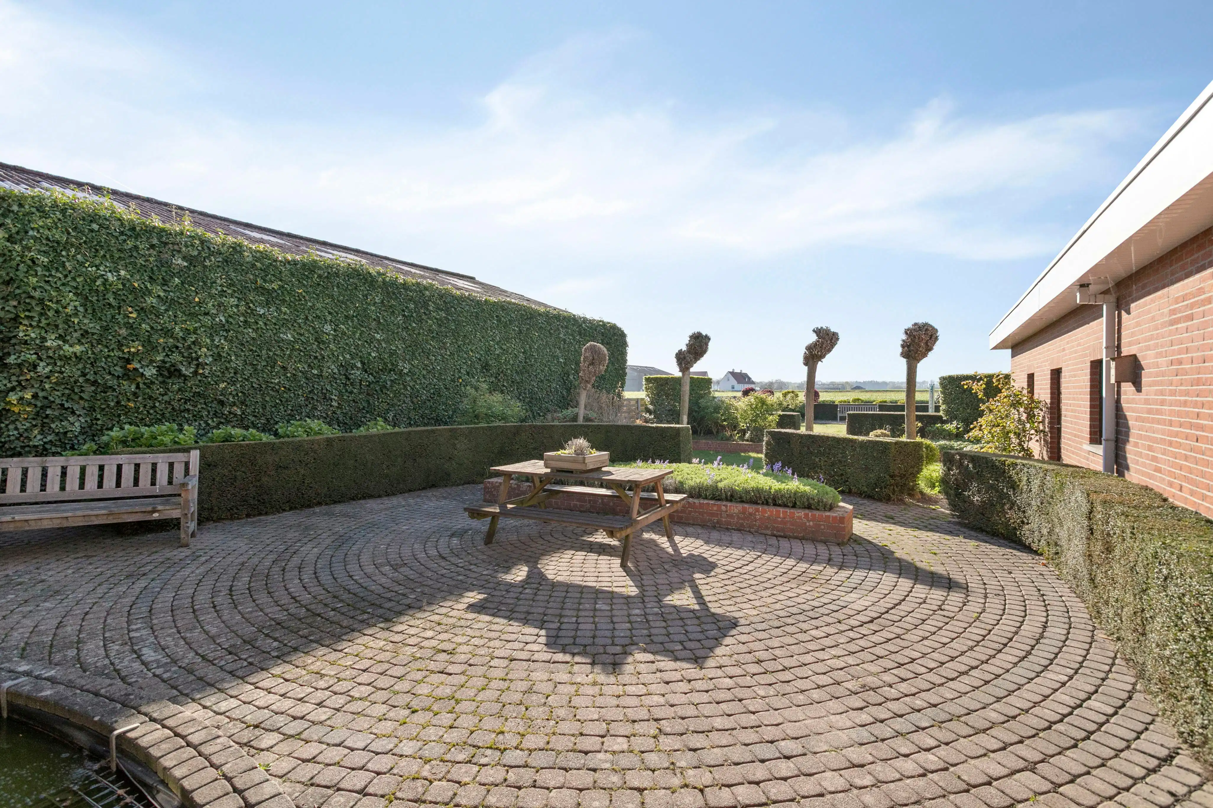 Ruime gezinswoning met prachtig verzicht foto 13