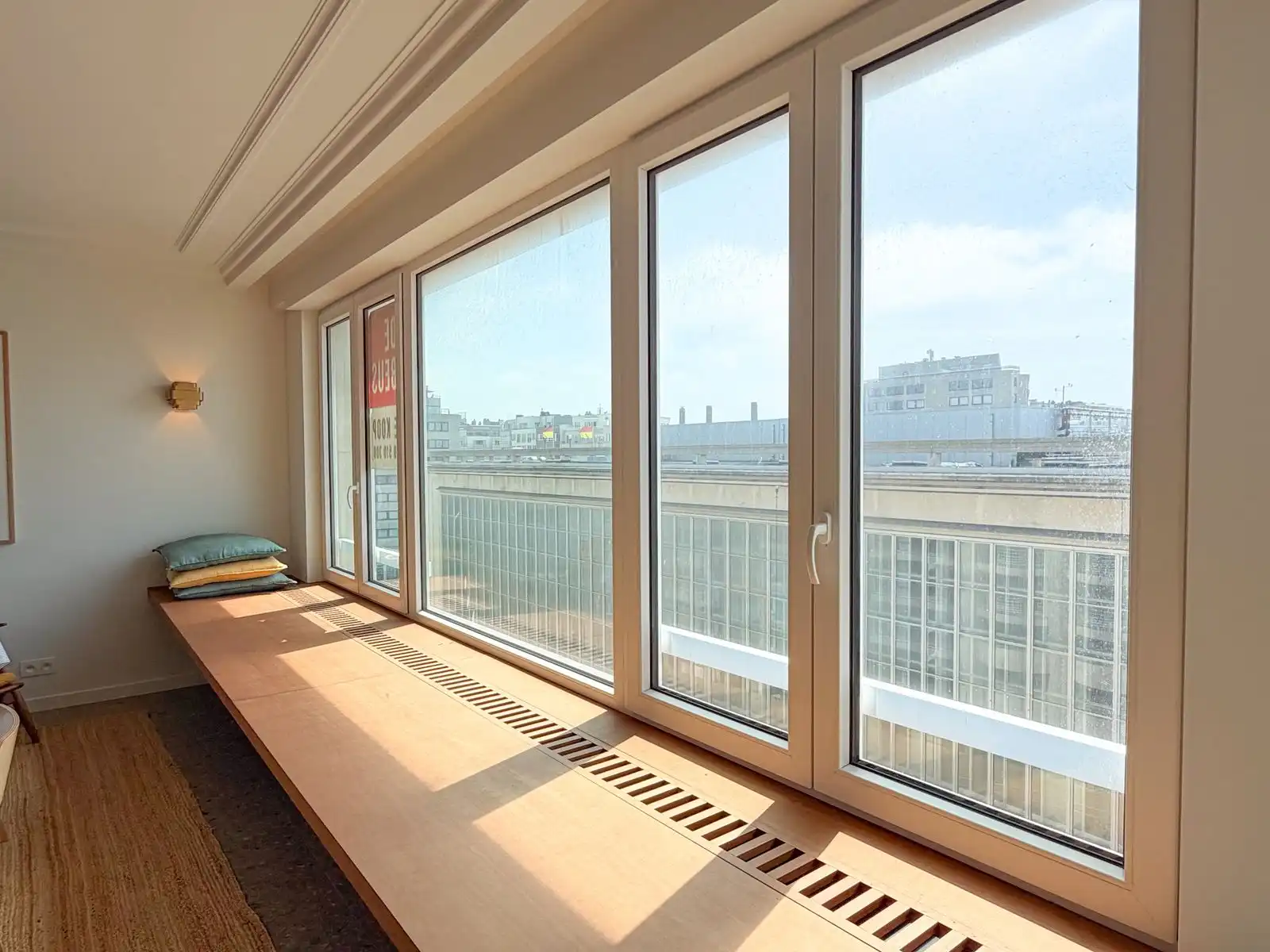 Exclusief appartement met lateraal zeezicht, veel lichtinval en twee grote slaapkamers. foto 11