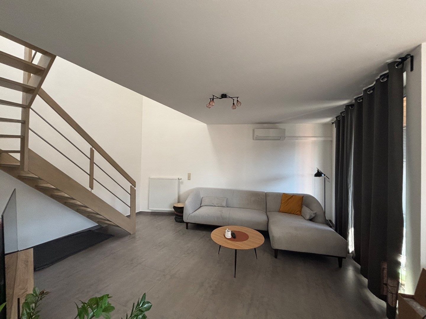 Duplex met 2 slpk + open kamer + terras, privé-carport en fietsenberging foto 5