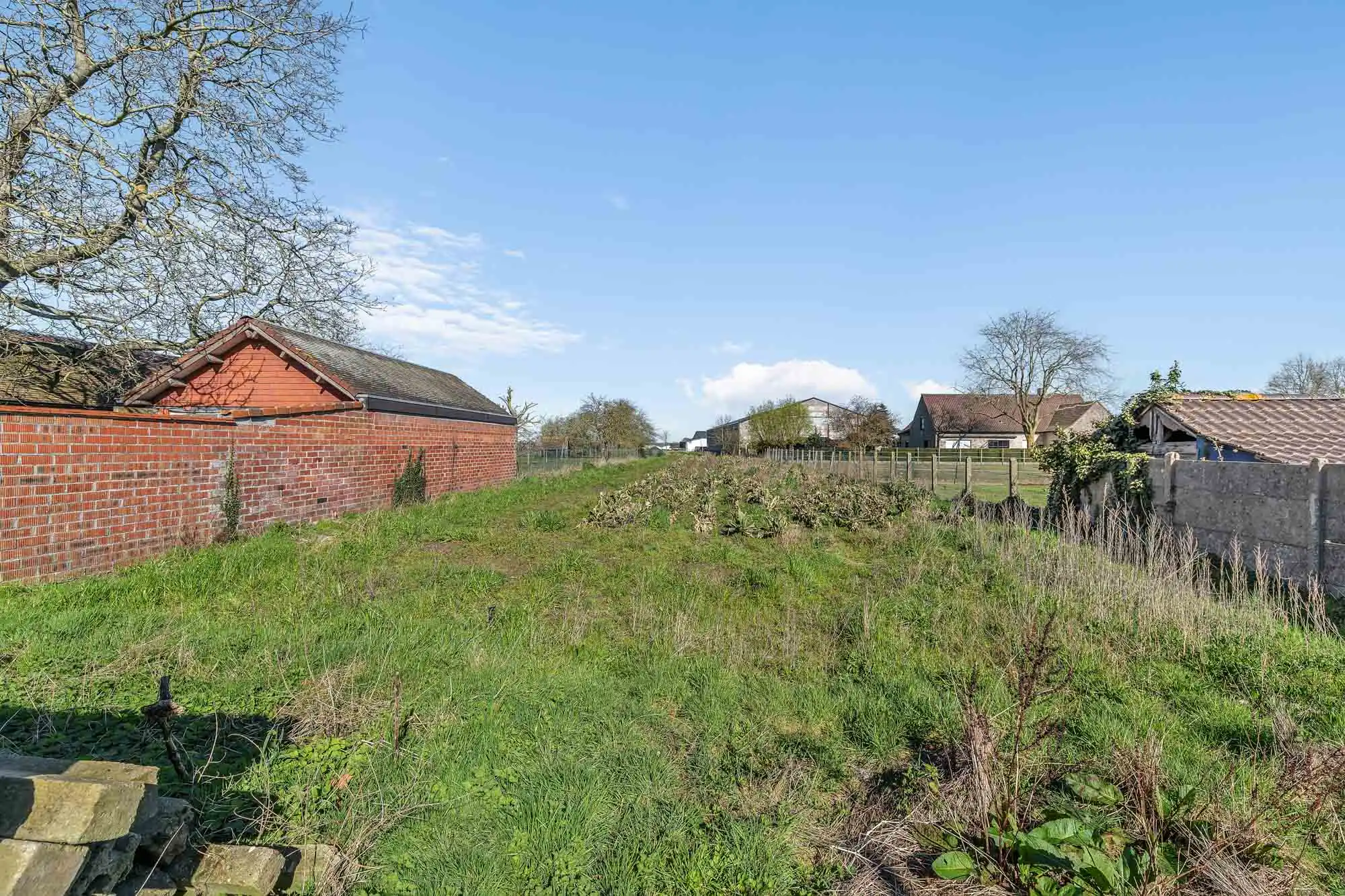 Bouwgrond met af te breken woning op toplocatie in Vinkt foto 8