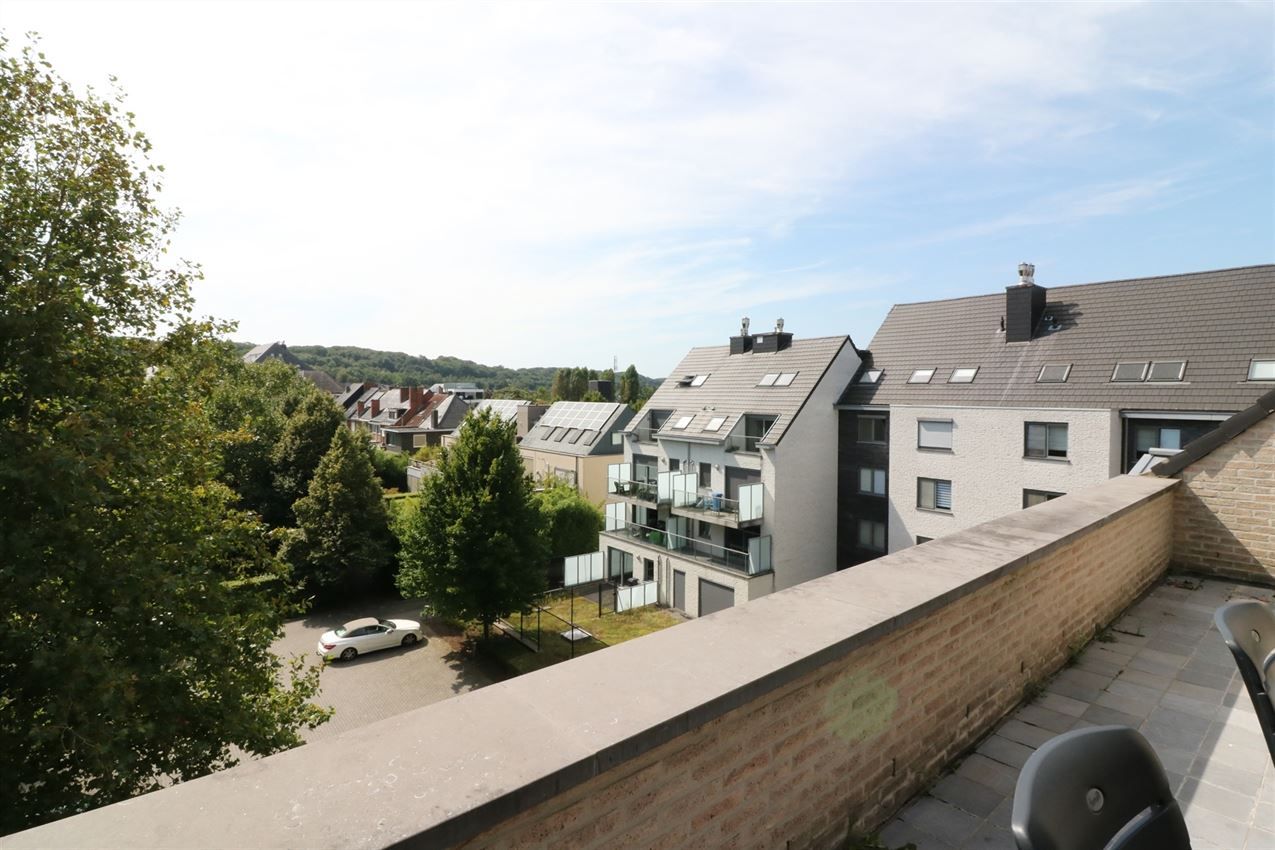 Penthouse met 2 slpk. en groot terras aan station foto 22