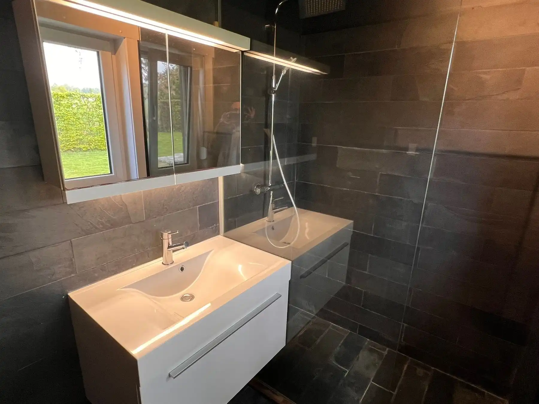 Sympathieke villa met prachtig zicht foto 5