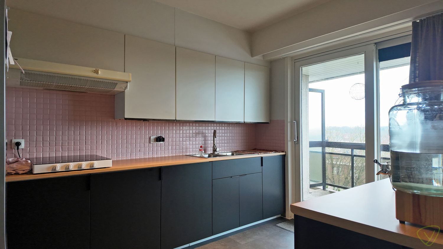 Instapklaar appartement te huur nabij het centrum van Eeklo! foto 6