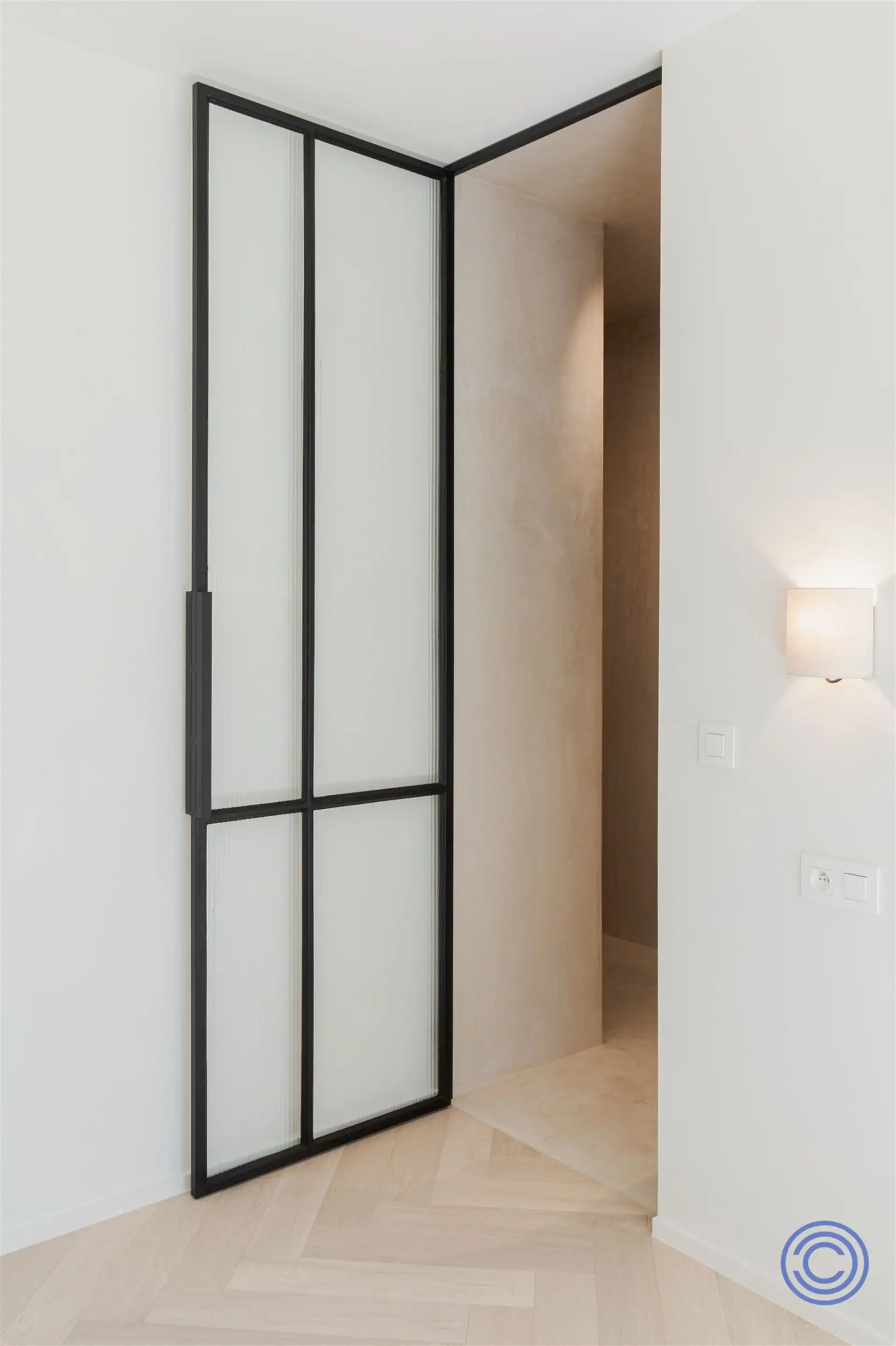 Exclusief appartement met zonneterras nabij de geliefde Marnixplaats foto 14