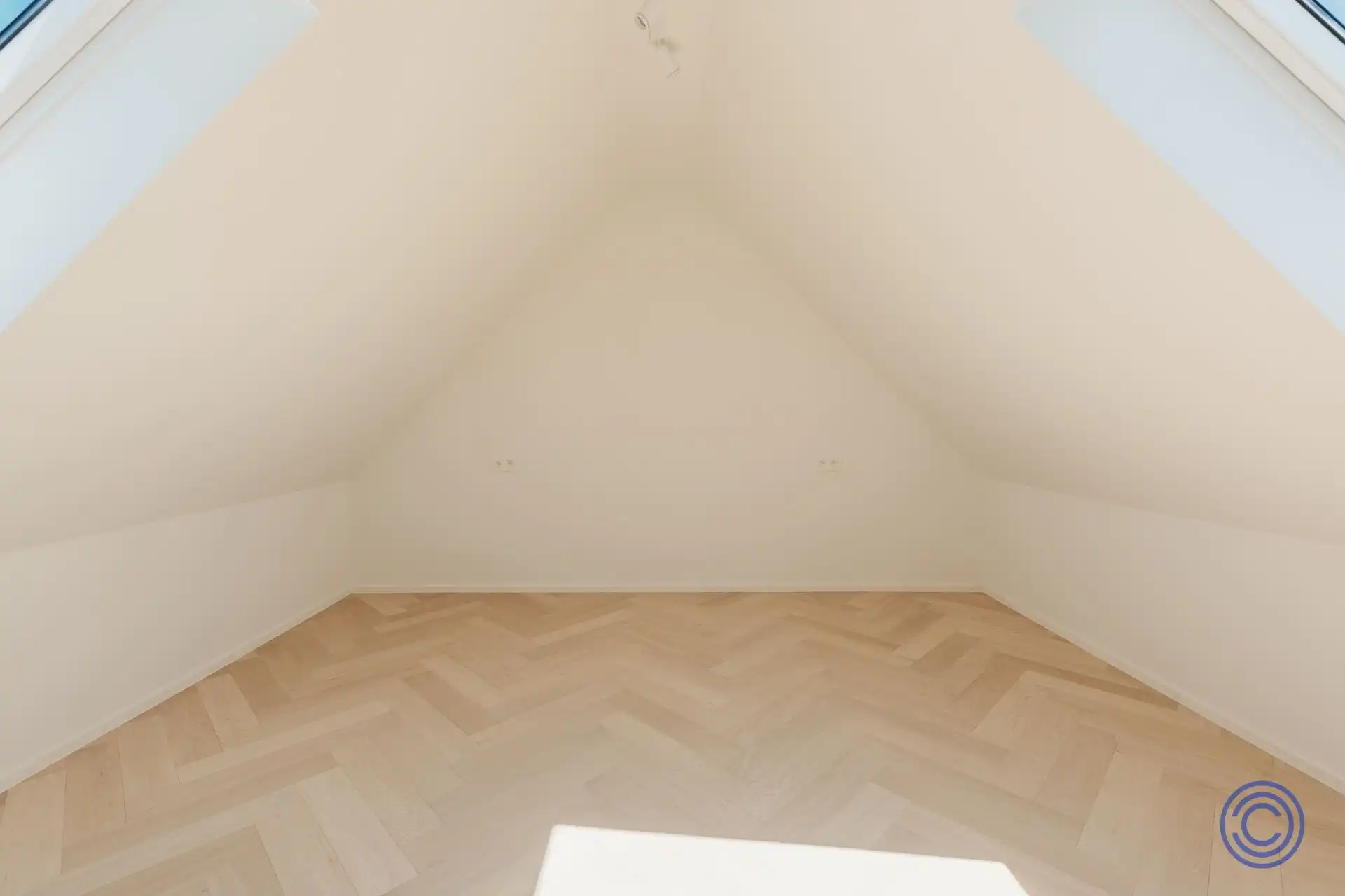 Exclusieve triplex met zonneterras nabij de geliefde Marnixplaats foto 14