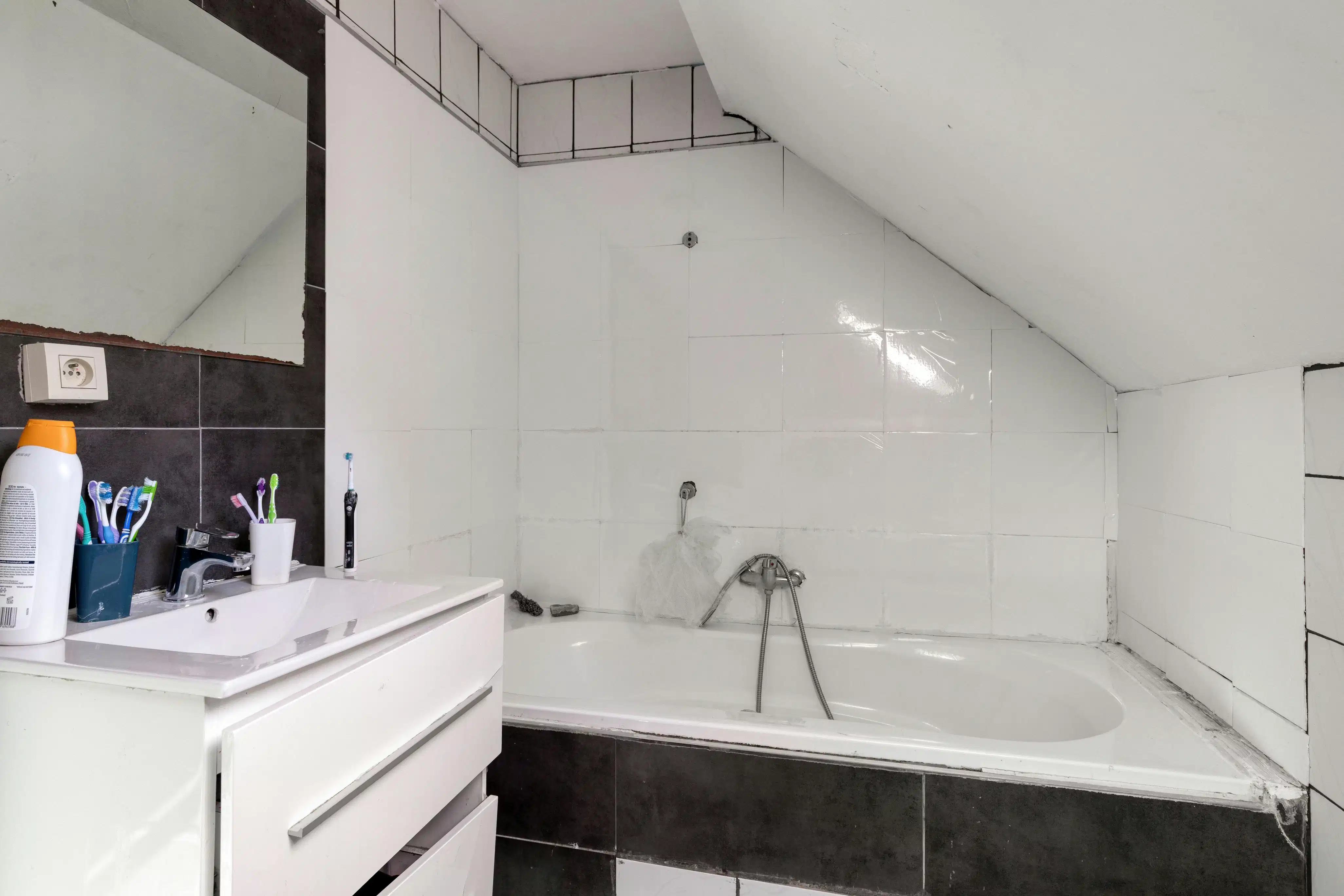 Ruime half-open woning in rustige omgeving te Gompel foto 21