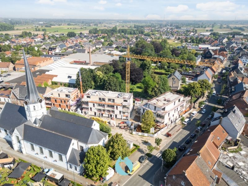 Green Square presenteert u 35 nieuwbouwappartementen en een winkelpand, letterlijk ónder de Kerktoren van Sleidinge. foto 2