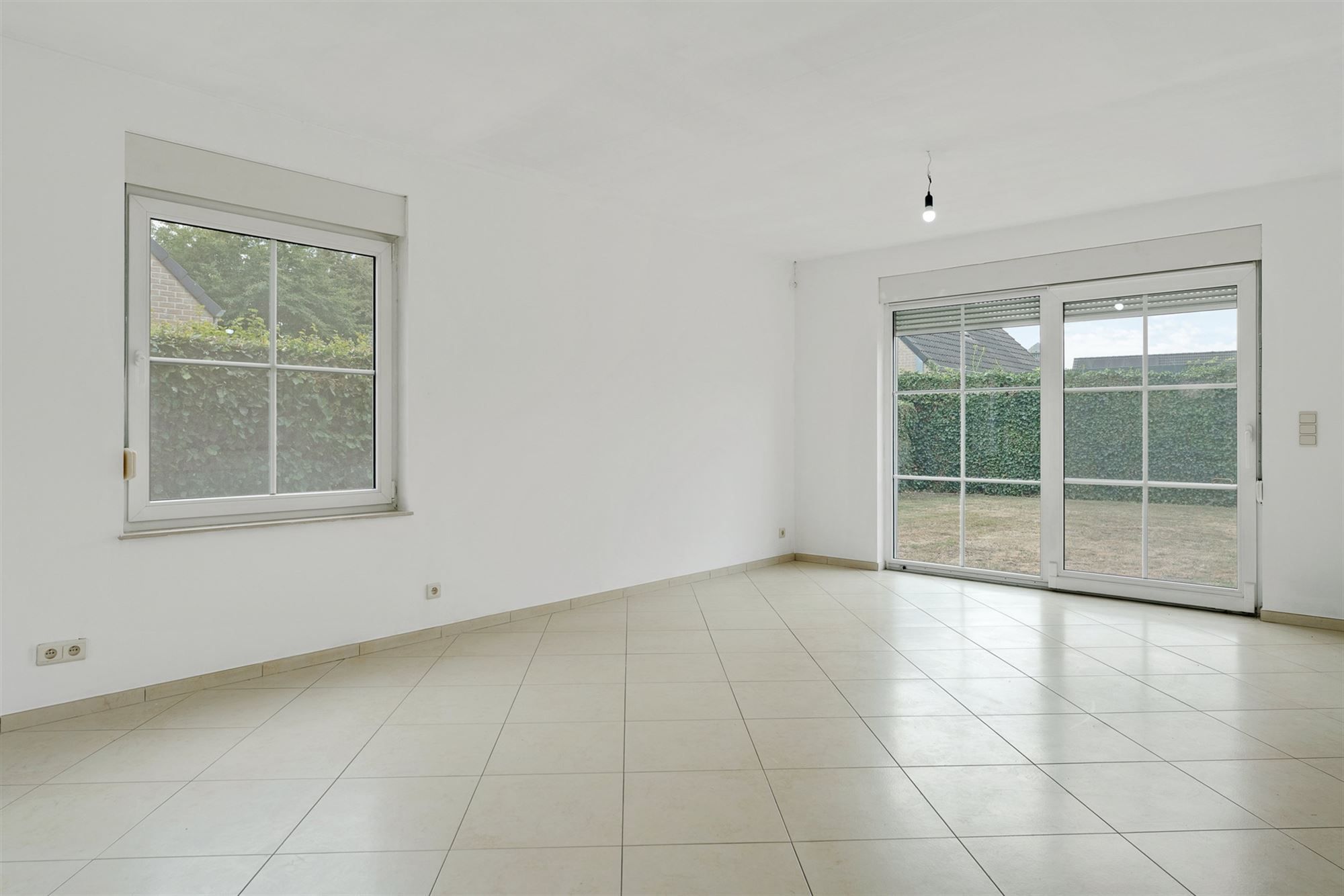 RUIME WONING OP RUSTIGE LIGGING IN KOERSEL CENTRUM foto 4