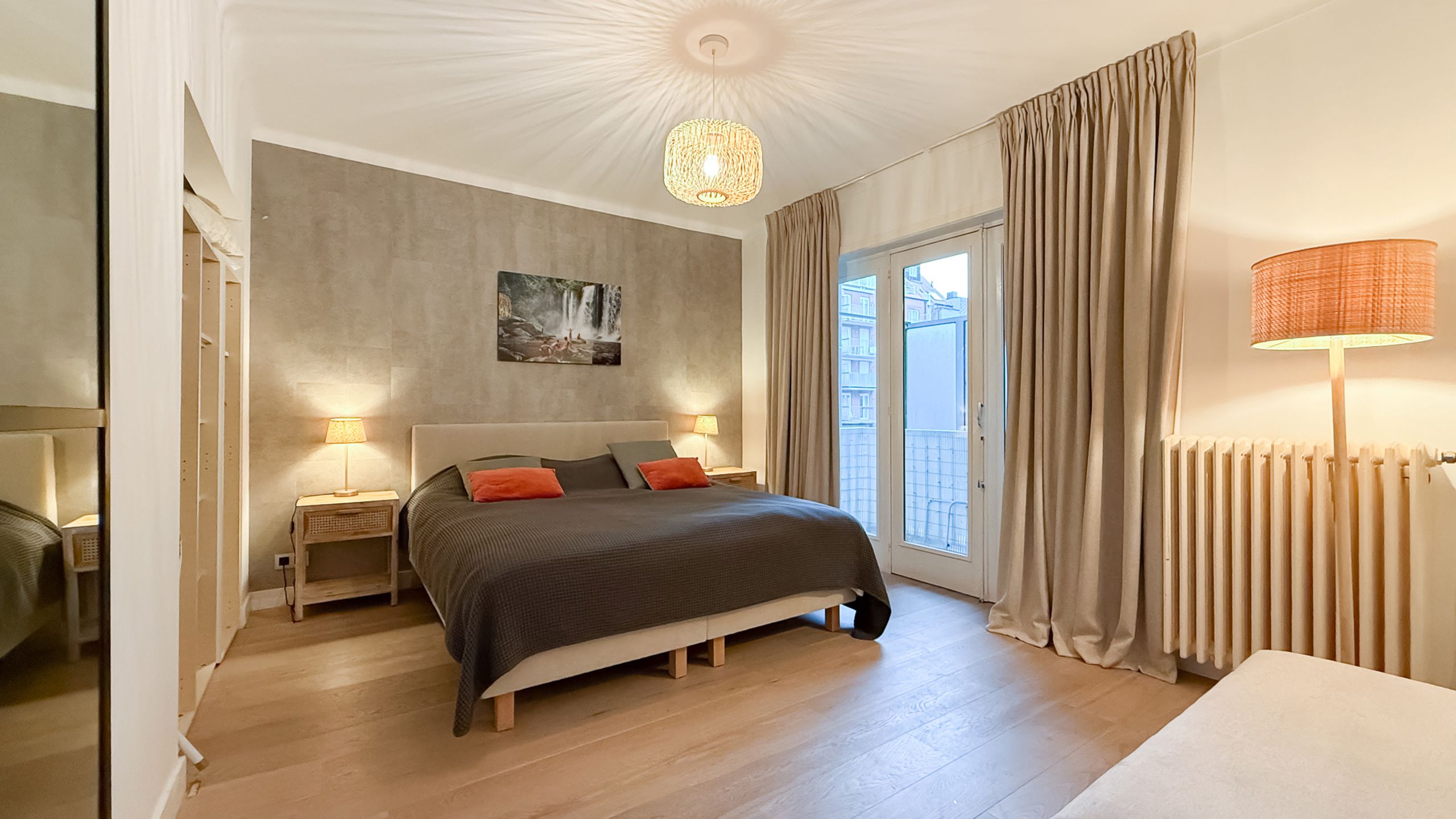 Zonnig appartement met open uitzicht op de Heilig Hartkerk foto 15