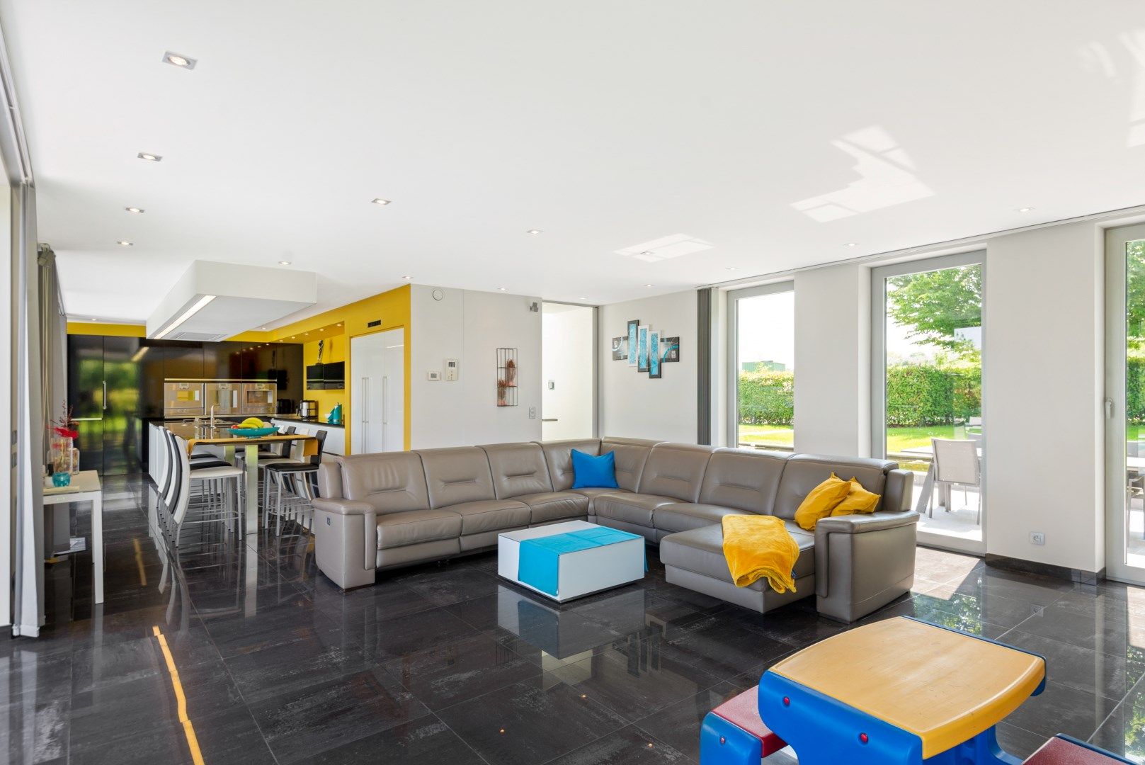 Zeldzaam! Landgoed 4035m² met quasi energie neutrale villa (322m²) te Opwijk foto 13