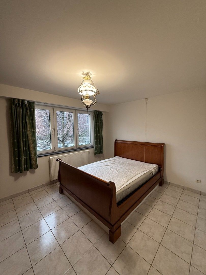 Instapklaar appartement met 1 slaapkamer pal in het centrum van Diepenbeek. foto 4