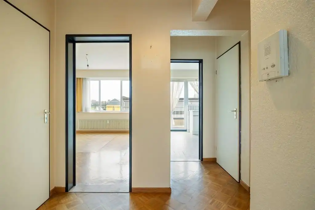 Gelijkvloers appartement met zuidgericht terras. foto 3