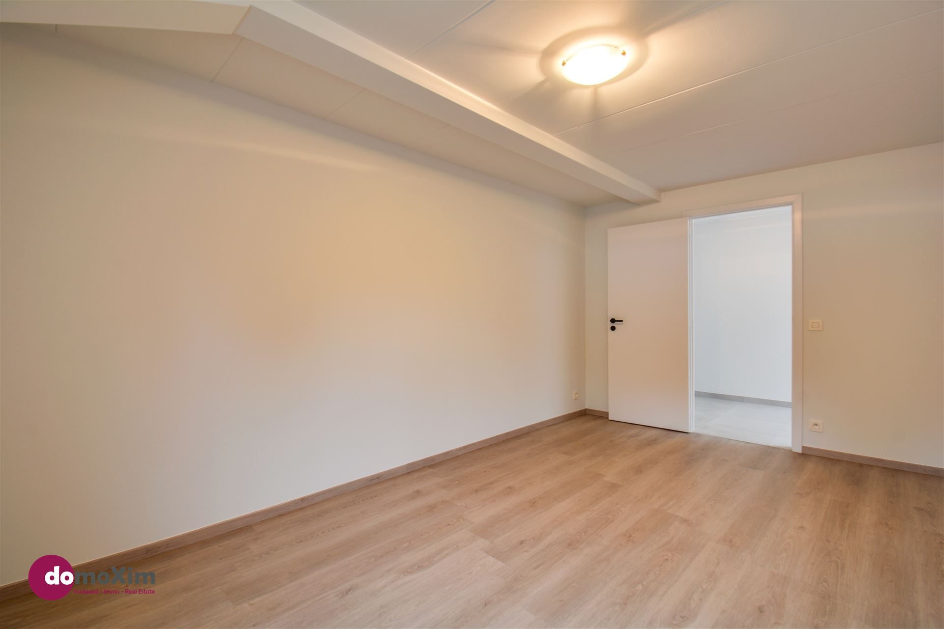Recent gerenoveerd appartement met 2 slaapkamers in Boortmeerbeek foto 9