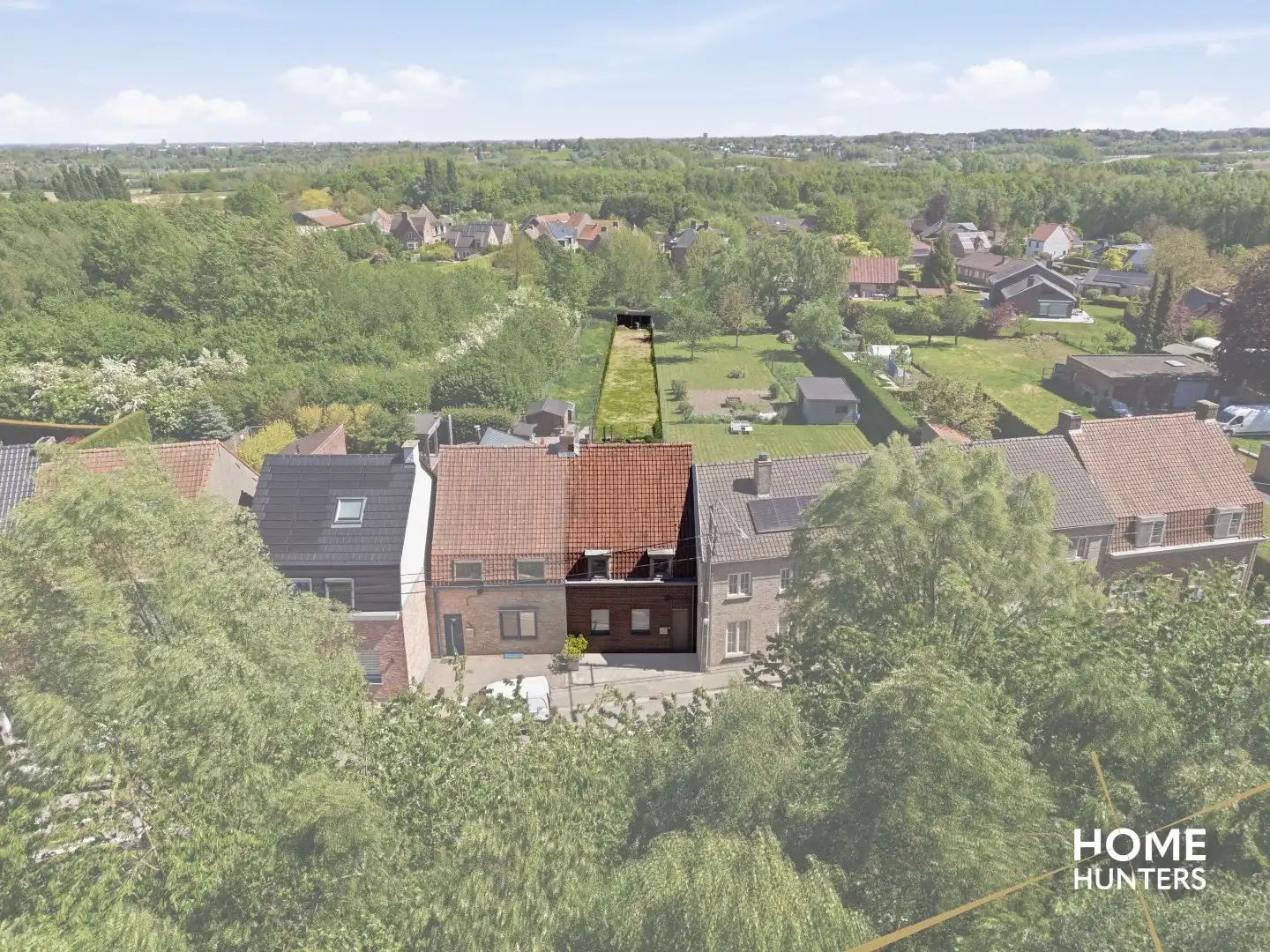 Te renoveren woning met 3 slaapkamers en gigantische tuin in Aalbeke foto 34