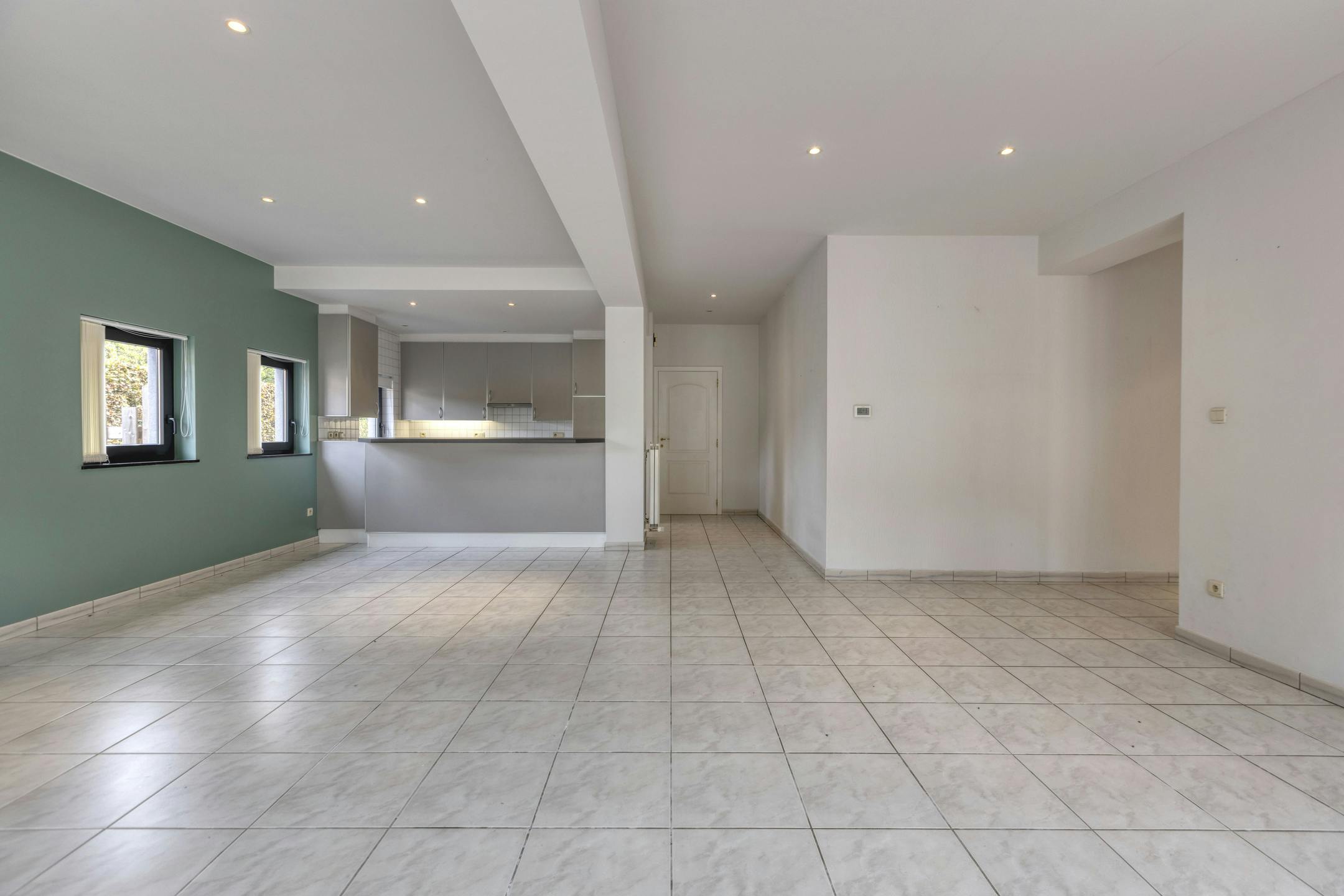 Opbrengsteigendom met 2 appartementen en hangaar te Lummen foto 7